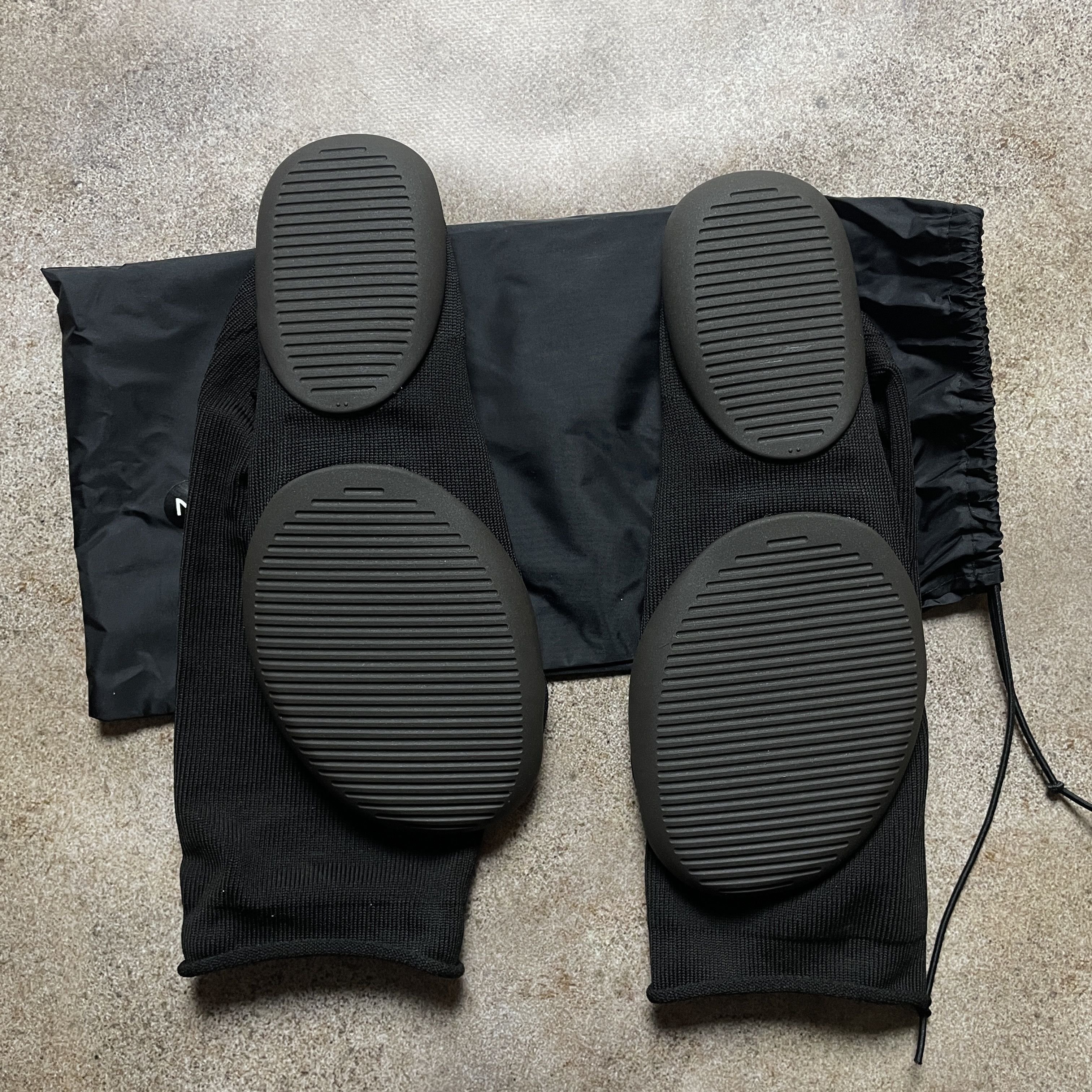 Yeezy Yeezy x Gosha Rubchinskiy Pods Shoes 2 Vultures 9-11 42-44 Size US 10 / EU 43 - 4 Thumbnail
