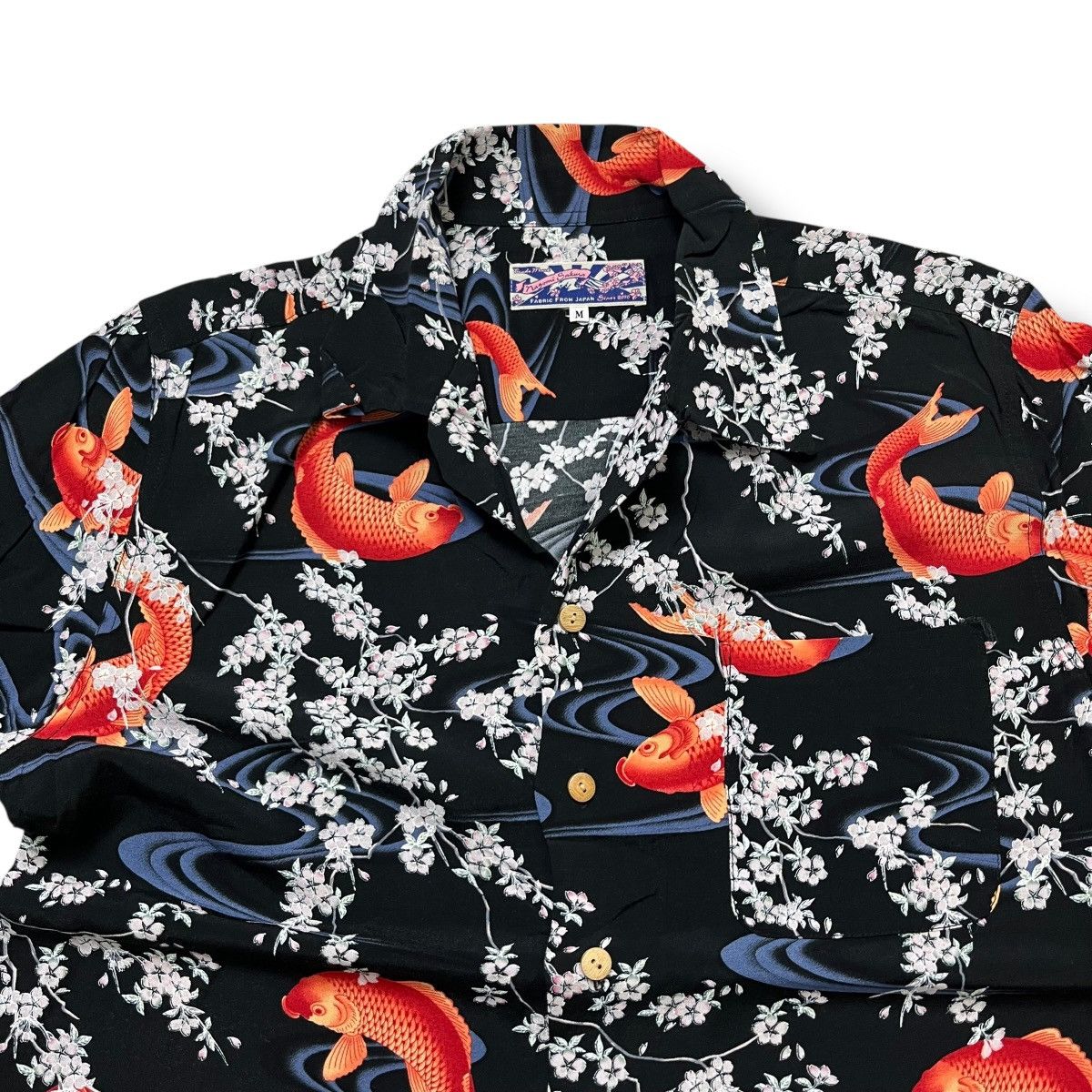 Japanese Brand Nagomi sakura loop collar shirt fish pattern Size US M / EU 48-50 / 2 - 4 Thumbnail