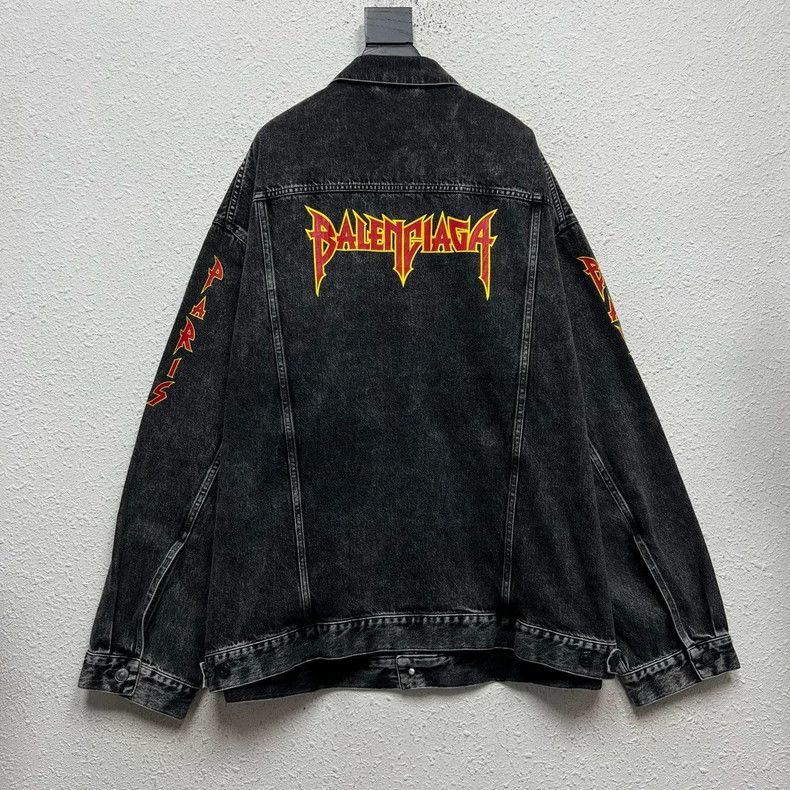 Balenciaga Balenciaga Flame logo distressed washed denim jacket Size US XL / EU 56 / 4 - 2 Thumbnail