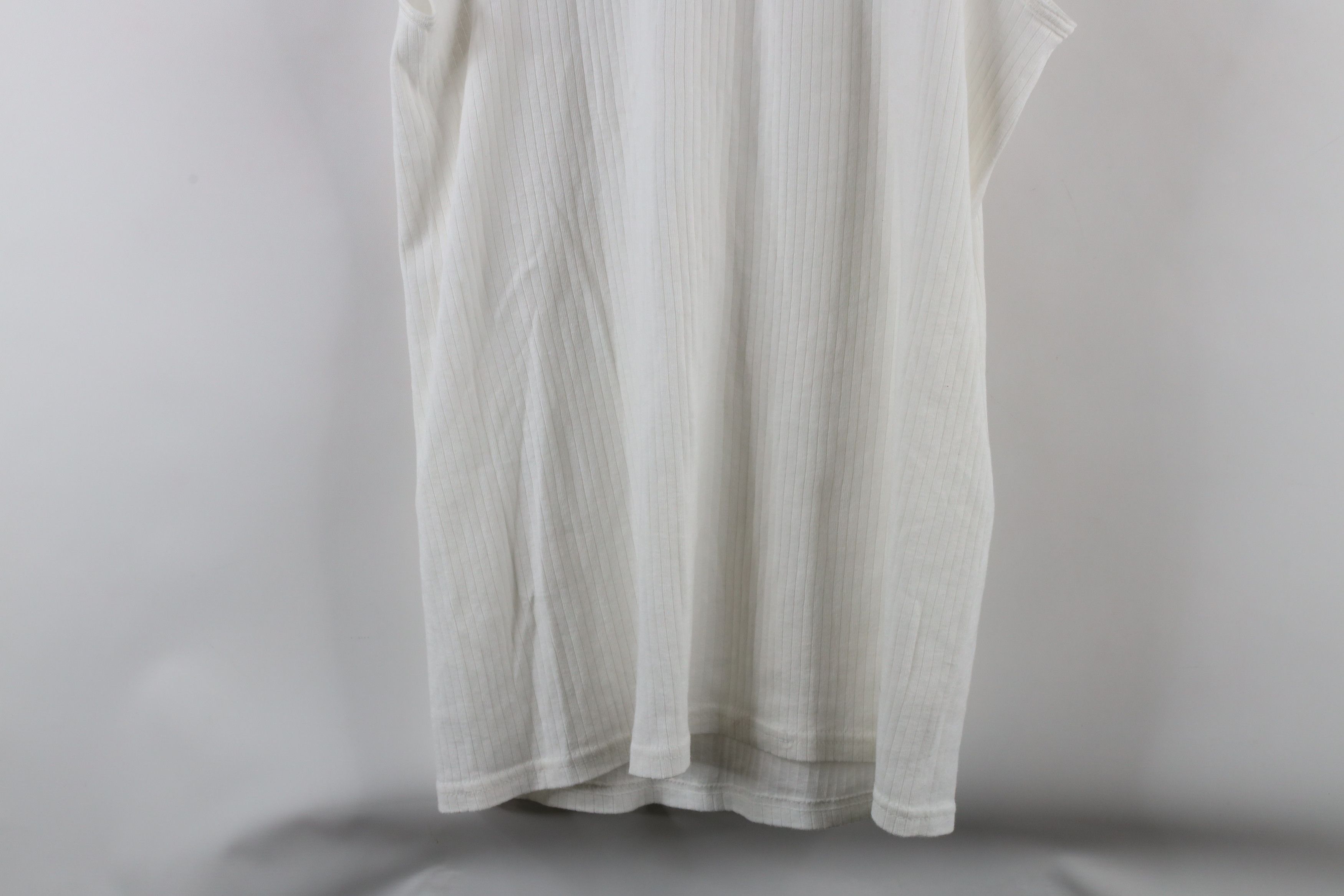 Vintage Vintage 90s Streetwear Ribbed Knit Wife Beater Tank Top Size US L / EU 52-54 / 3 - 8 Thumbnail