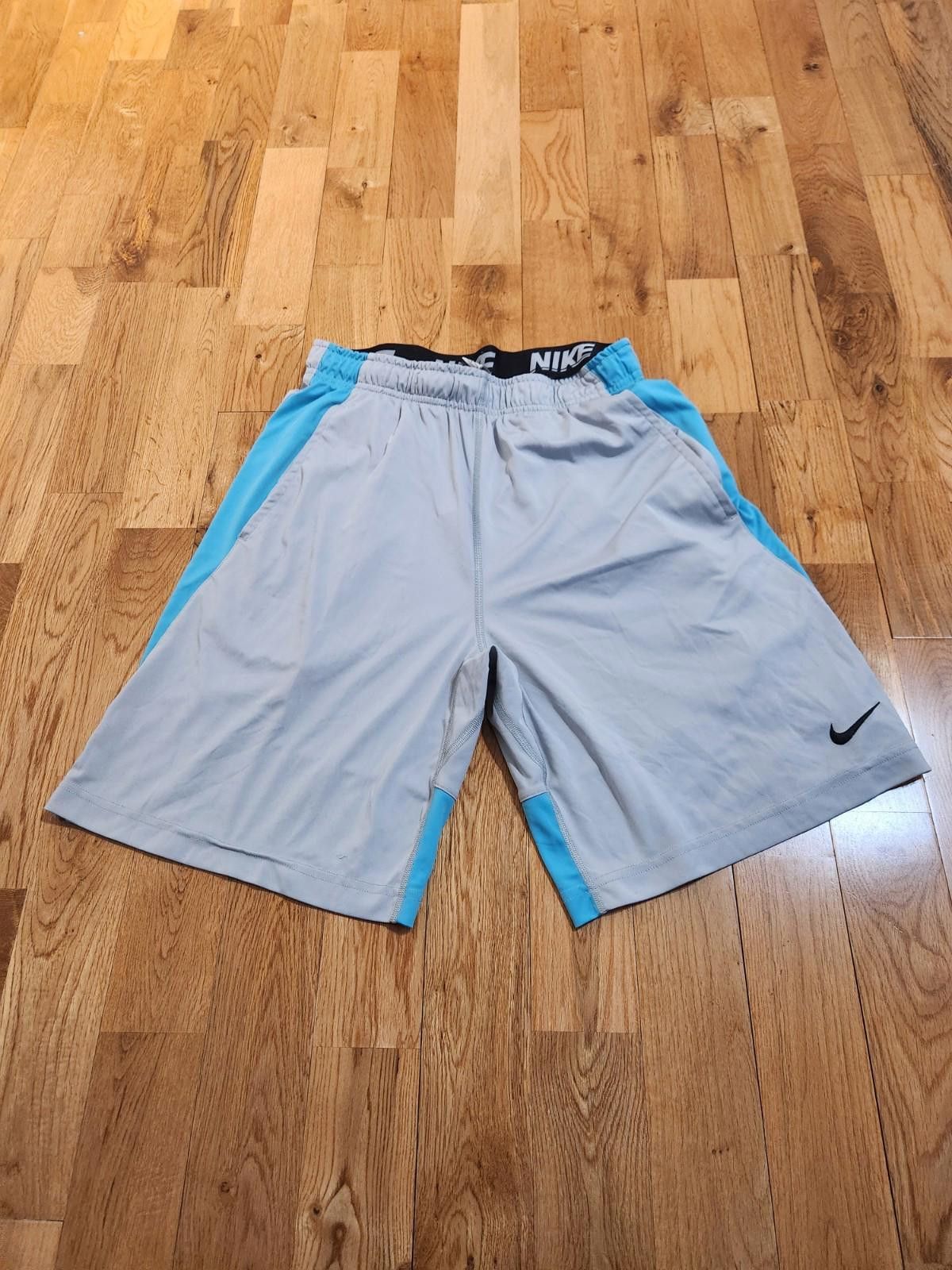 Nike Nike Dri-Fit Athletic Gym Shorts Gray Men's Medium Size US 32 / EU 48 - 1 Thumbnail
