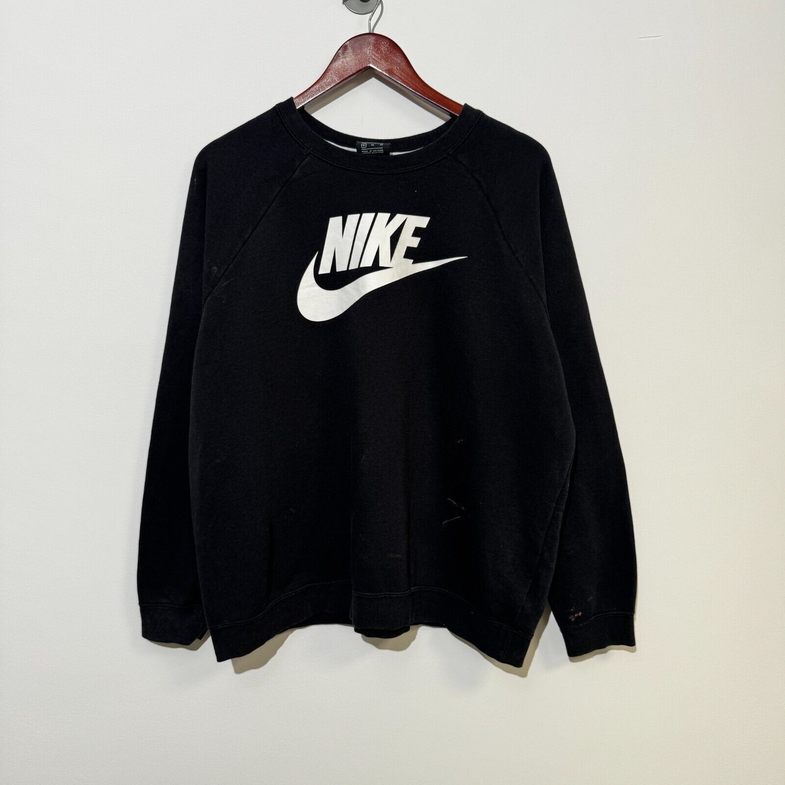Nike × Vintage Nike Unisex Black Cotton Crop Top Crewneck Size XL Size US XL / EU 56 / 4 - 1 Thumbnail