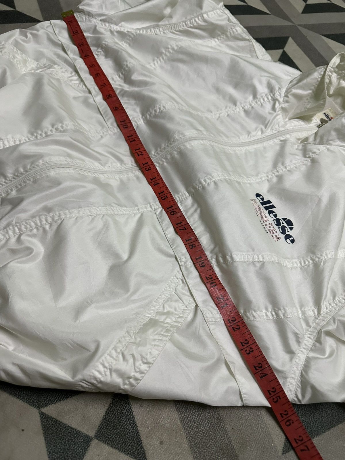 Ellesse Vintage 90s Ellesse windbreaker jacket Size US L / EU 52-54 / 3 - 8 Thumbnail
