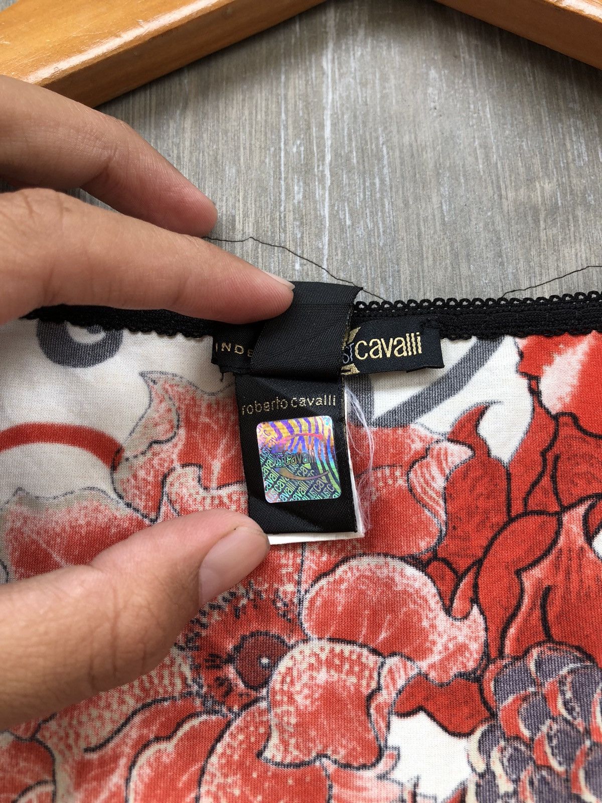 Just Cavalli Just Cavali Underwear Floral T-shirt Size L / US 10 / IT 46 - 5 Thumbnail