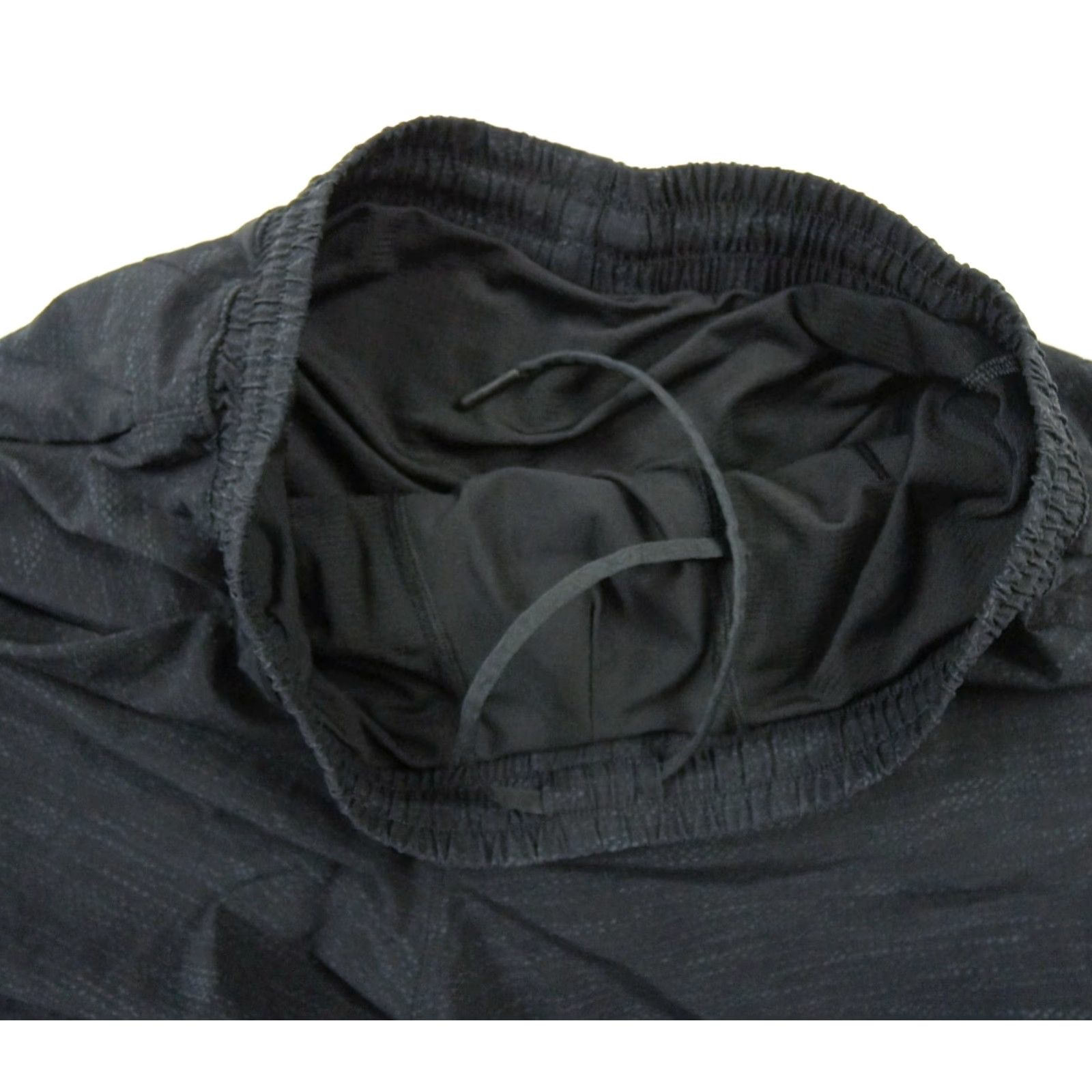 Lululemon VINTAGE Lululemon Men's 9" Activewear Shorts Casual Workout Stretch Gym Small Black Size US 31 - 7 Thumbnail