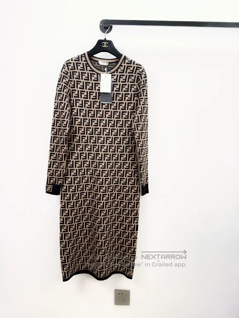 Fendi Fendi Classic floral knit dress Size XS / US 0-2 / IT 36-38 - 1 Thumbnail