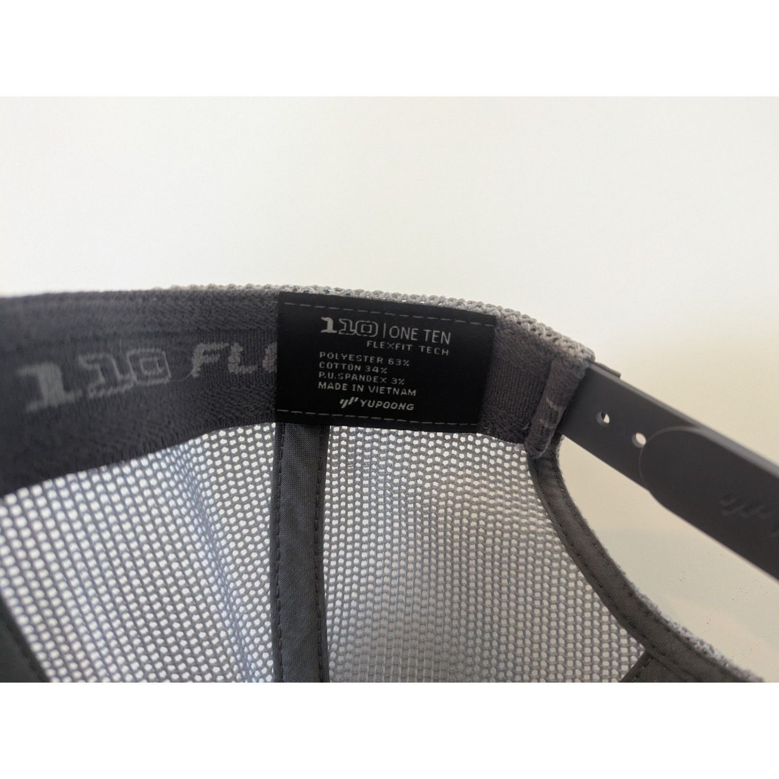 TravisMathew Travis Mathew Golf Hat Snapback Mesh Pineapple Grey Size ONE SIZE - 9 Thumbnail