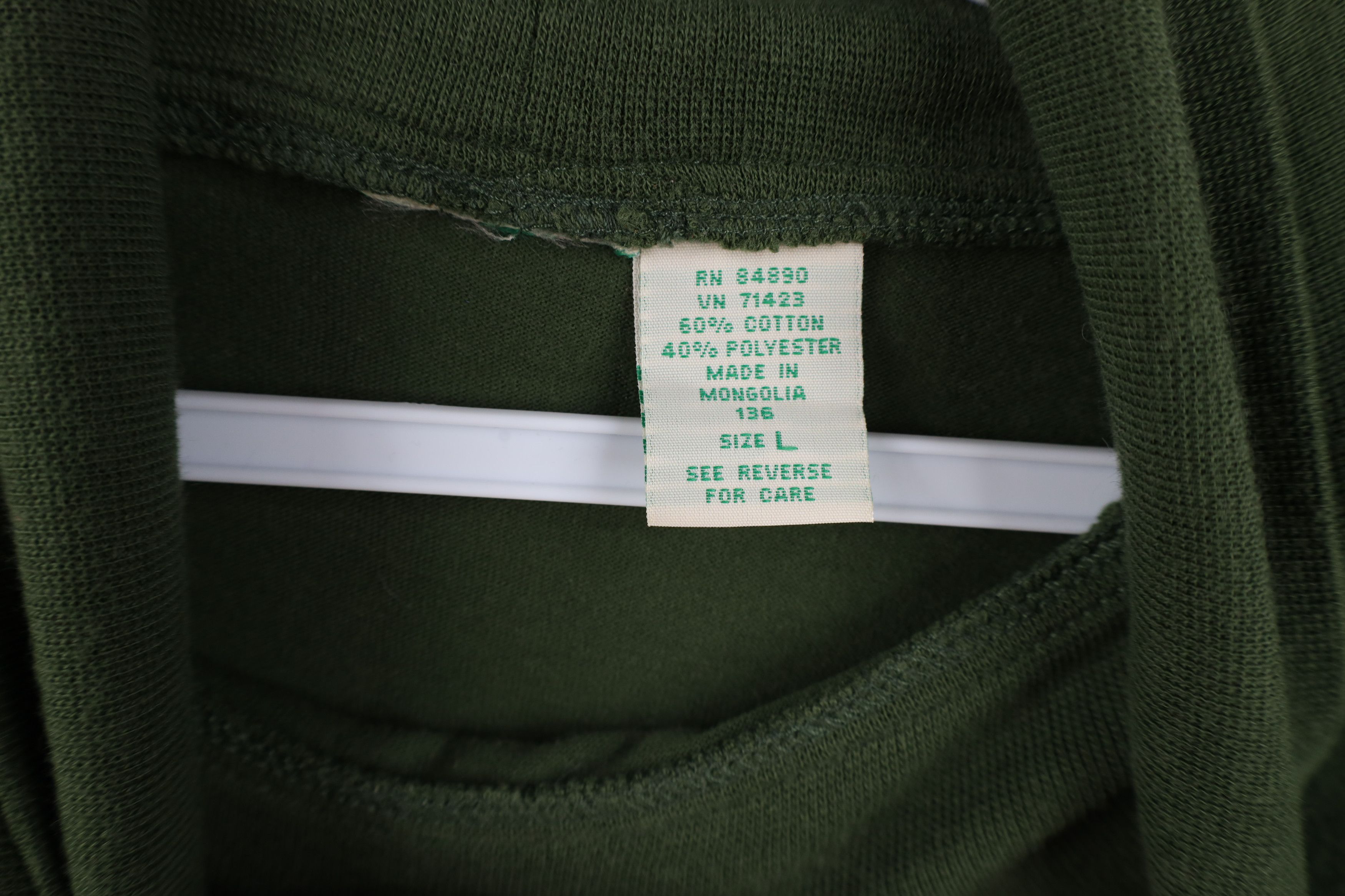Vintage Vintage 90s Streetwear Blank Pocket Turtleneck T-Shirt Green Size US L / EU 52-54 / 3 - 6 Thumbnail