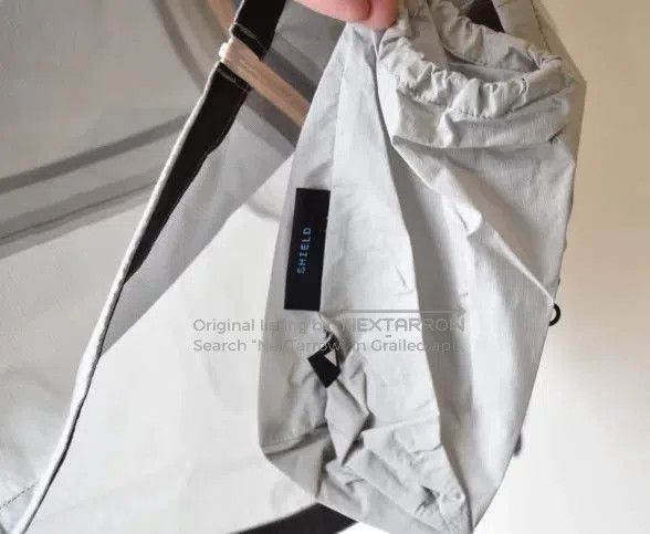 And Wander and wander PERTEX Lightweight Rain Jacket. Size US L / EU 52-54 / 3 - 6 Thumbnail