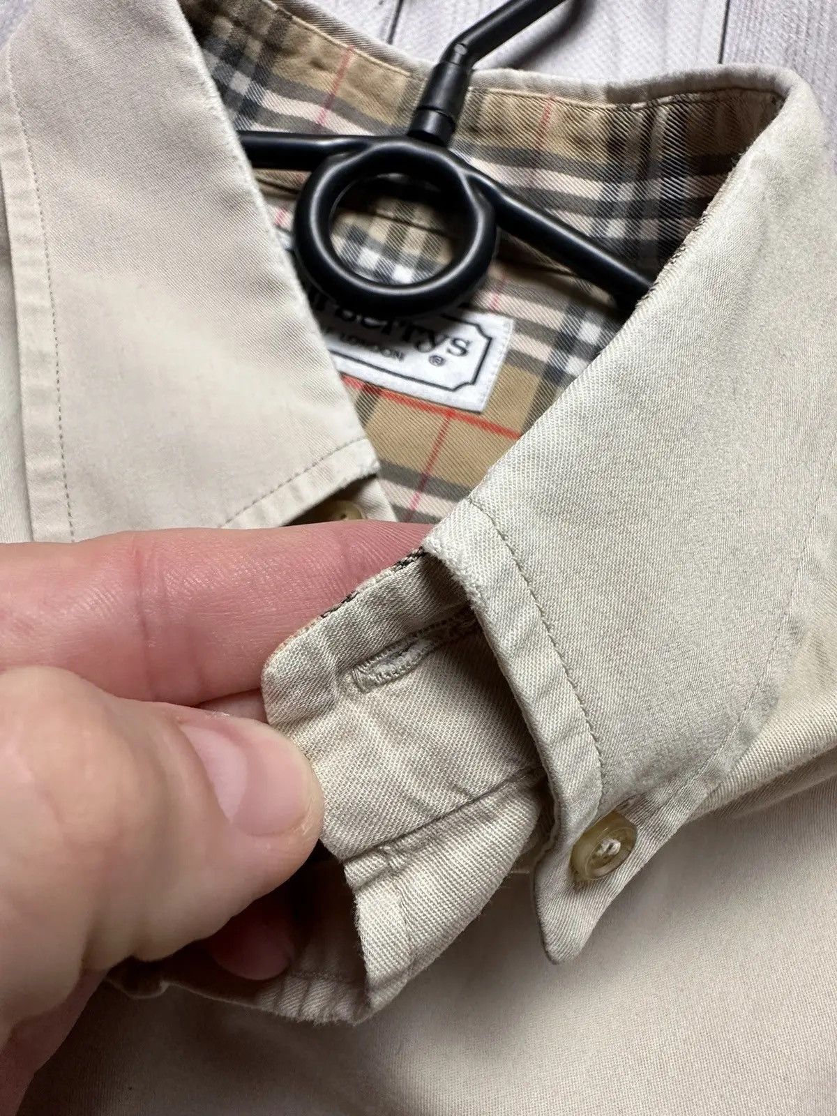 Burberry Vintage Burberry's shirt long sleeve rare logo XL plaid Size US L / EU 52-54 / 3 - 9 Thumbnail