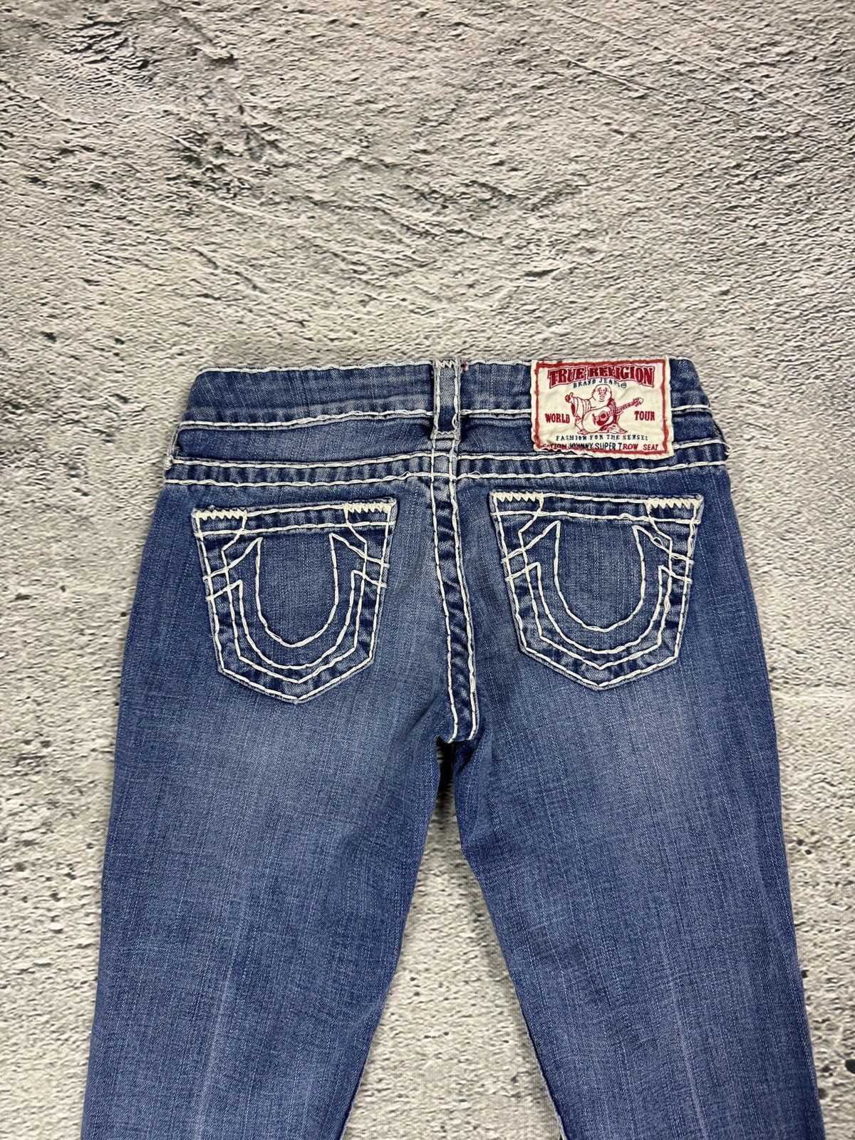 True Religion True Religion Vintage Bootcut Johnny Blue White Stitching Size 25" / US 0 / IT 36 - 2 Thumbnail