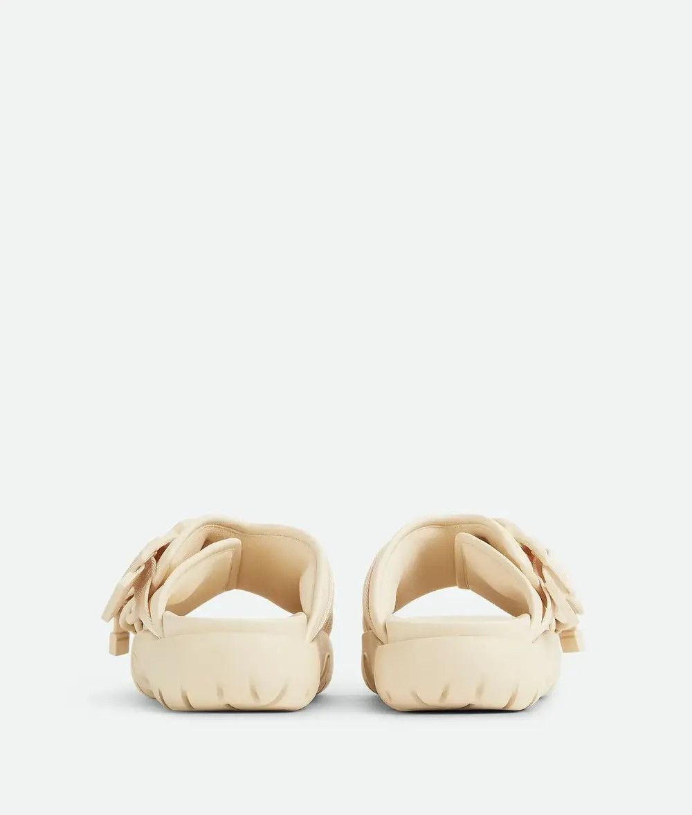 o1w1db11125 Snap Slide Sandals in Sea Salt
