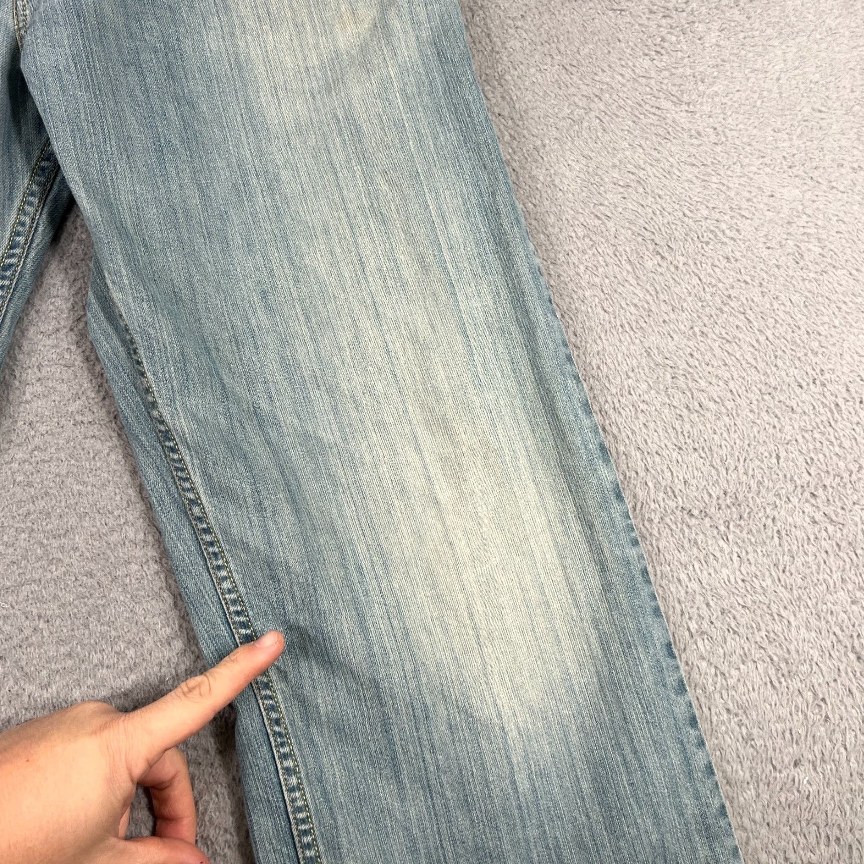 Levi's VINTAGE Levis 569 Jeans Mens 34x32 Blue Mid Rise Straight 5-Pocket Denim Logo Levis 500 Series Modern American Classic Jeans Mens Size US 34 / EU 50 - 2 Thumbnail