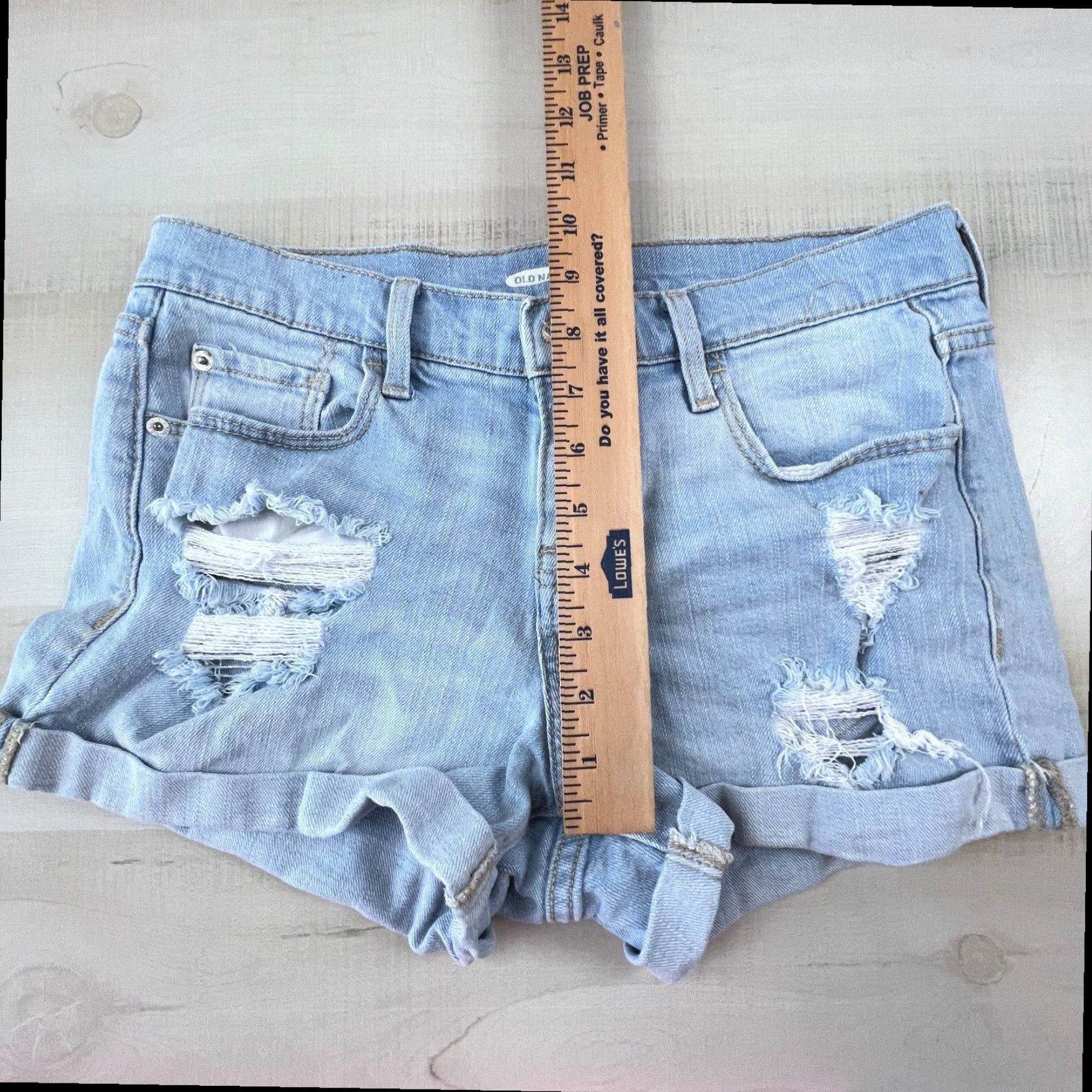 Old Navy Old Navy Womens Boyfriend Shorts 2 Distressed Denim Light Blue Mid Rise Size 26" / US 2 / IT 38 - 6 Thumbnail