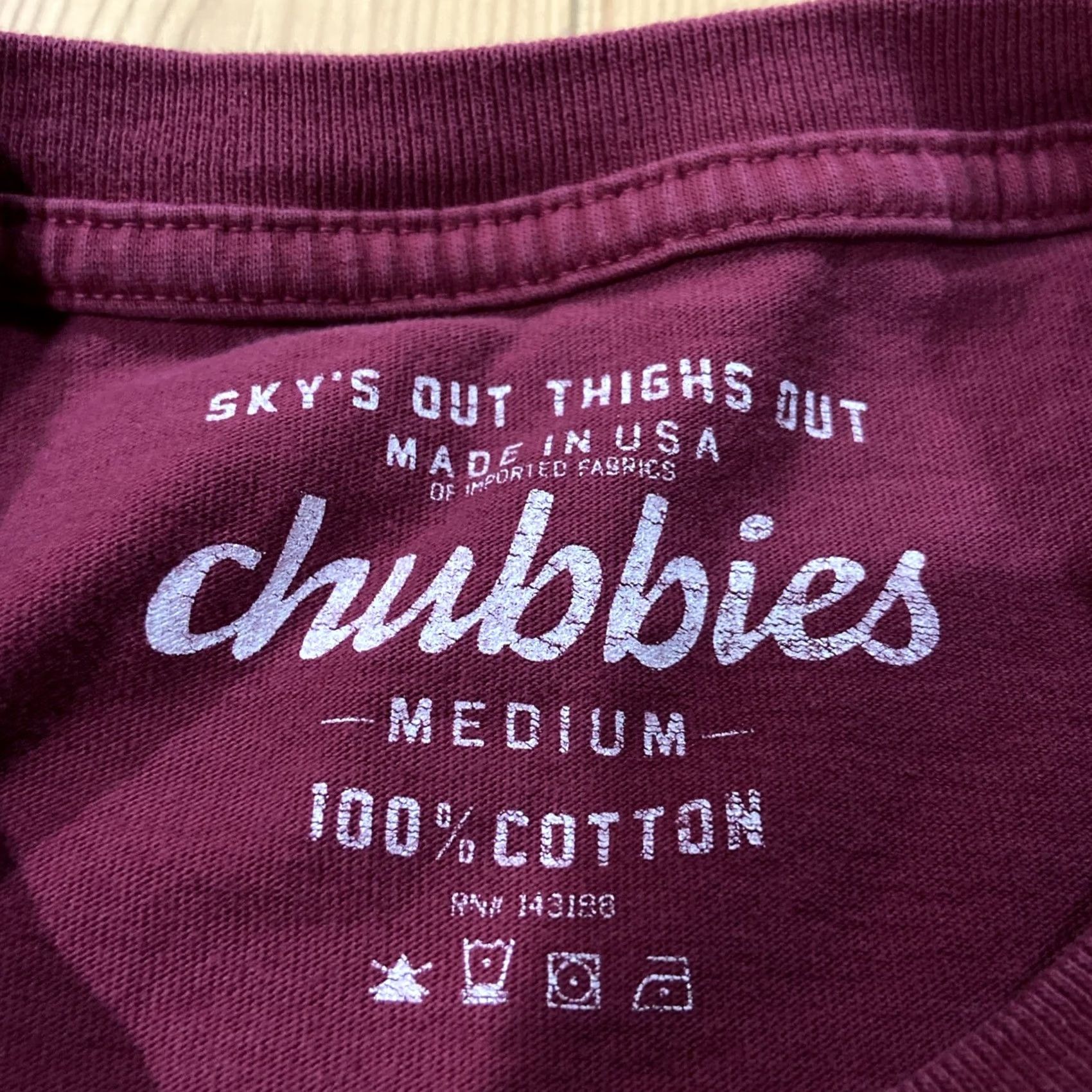 Chubbies Chubbies T-Shirt Crew Neck Long Sleeve Size M Weekend Sky/Thigh Out Red Size US M / EU 48-50 / 2 - 3 Thumbnail