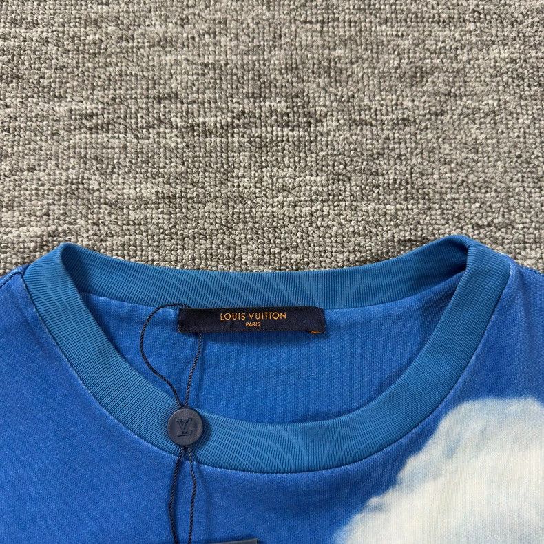 Louis Vuitton Louis Vuitton Blue Sky and White Cloud Short Sleeve 2503-Ne Size US M / EU 48-50 / 2 - 2 Thumbnail