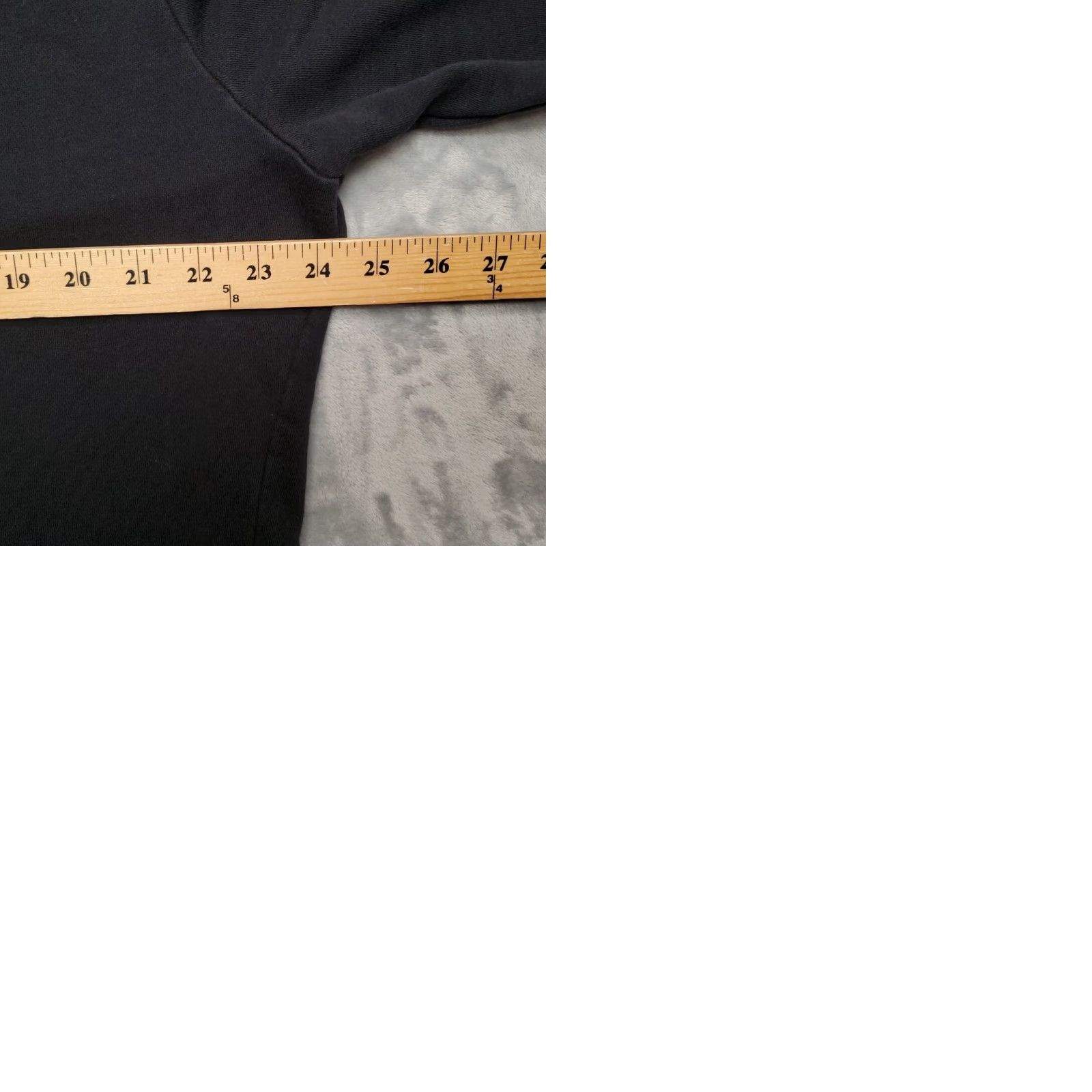 Champion Champion Sweatshirt Mens XL Black Long Sleeve Pullover Crewneck Casual Shirt Mens XL Black USA Size US XL / EU 56 / 4 - 9 Thumbnail