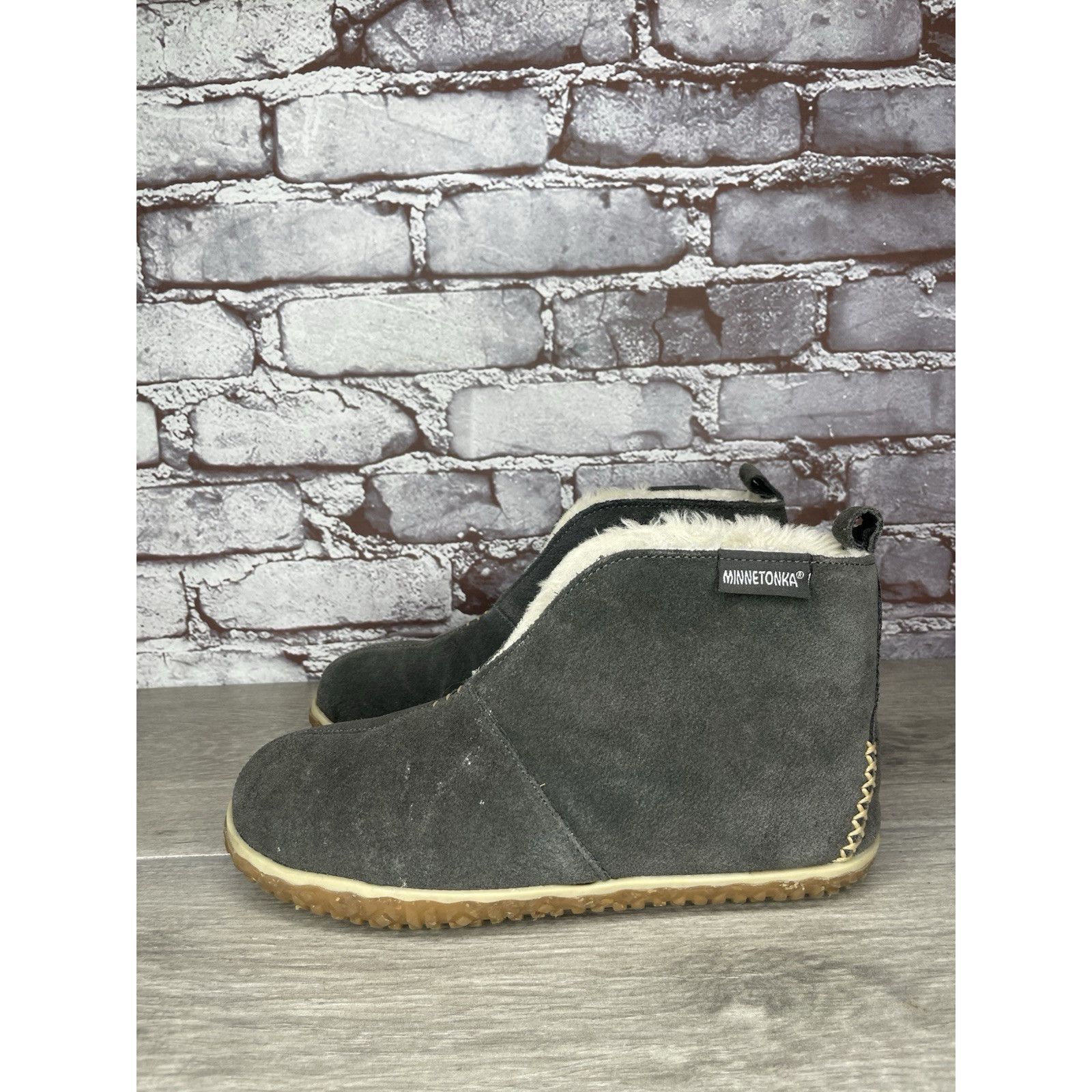 Minnetonka Minnetonka Tucson Gray Suede Southwestern Fur Lined Booties Size US 7 / IT 37 - 16 Thumbnail