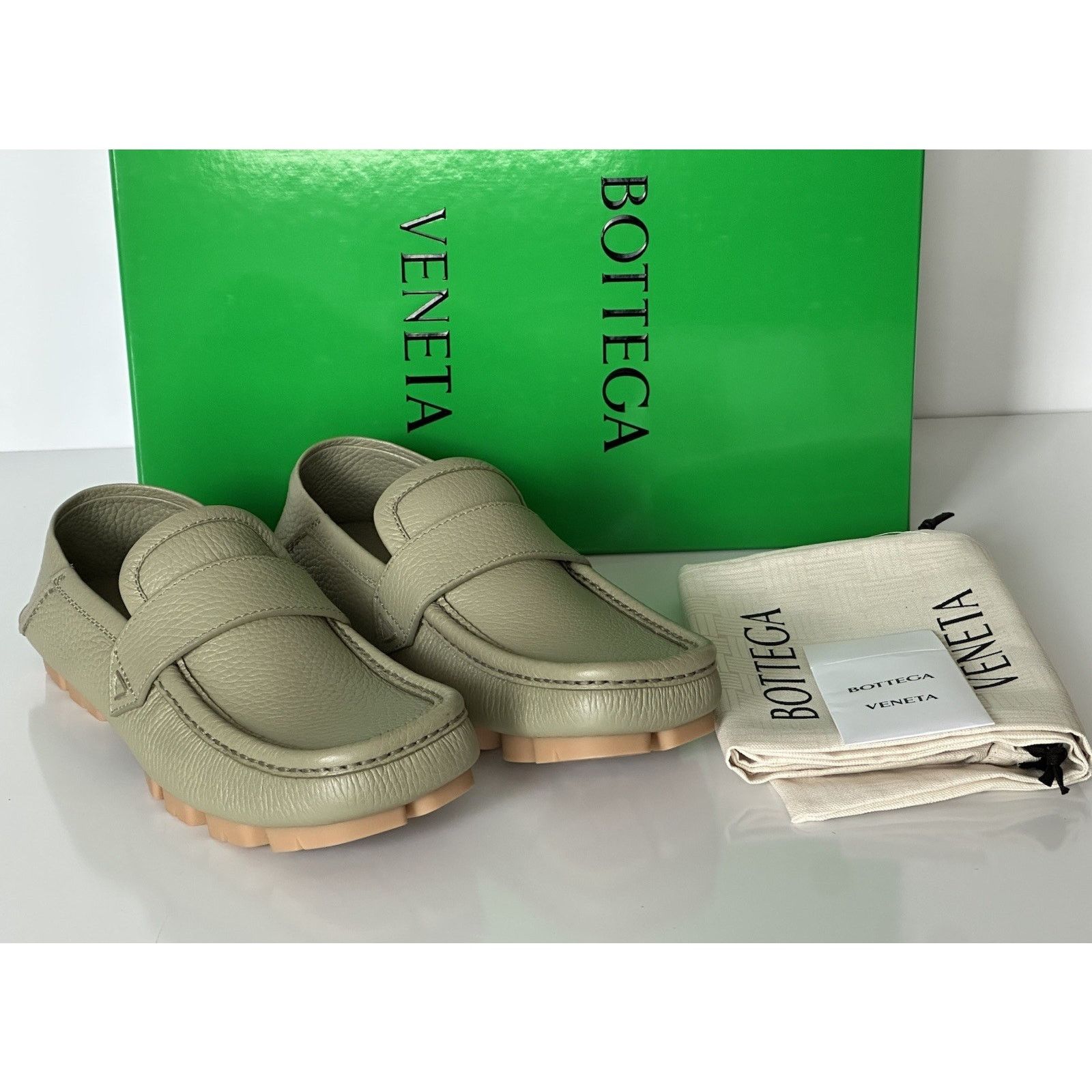 Bottega Veneta Bottega Veneta Leather Shore Shoes Travertine 9 US 786809 Size US 9 / EU 42 - 20 Thumbnail