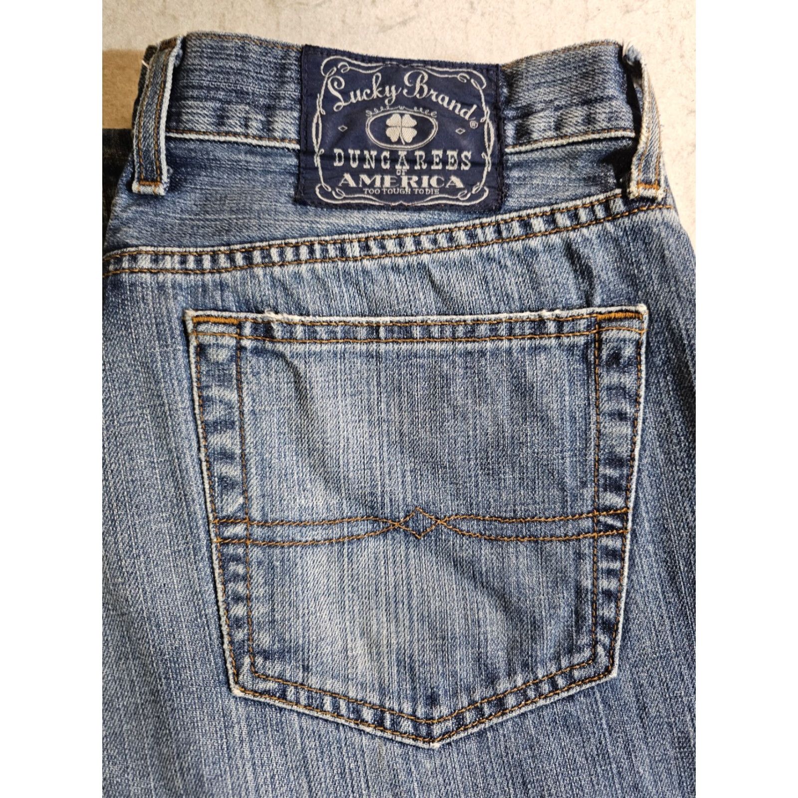 Lucky Brand VINTAGE Lucky Brand Dungarees Distressed Denim Medium Wash Mens Sz 34x29 Size US 34 / EU 50 - 3 Thumbnail