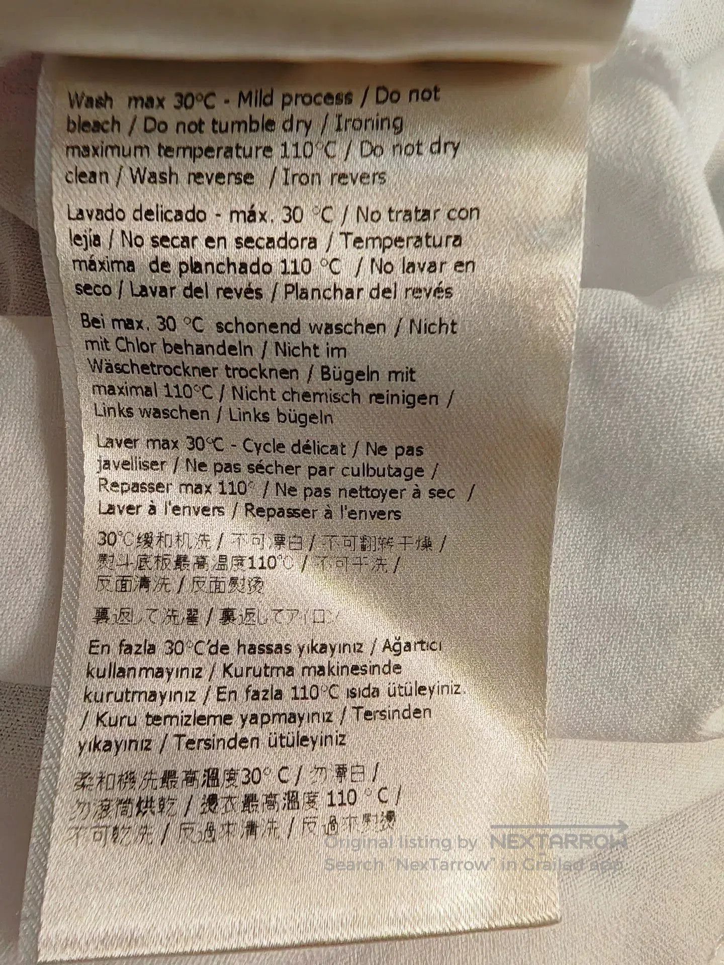 Fendi Fendi Yellow Logo Short. Size US L / EU 52-54 / 3 - 8 Thumbnail