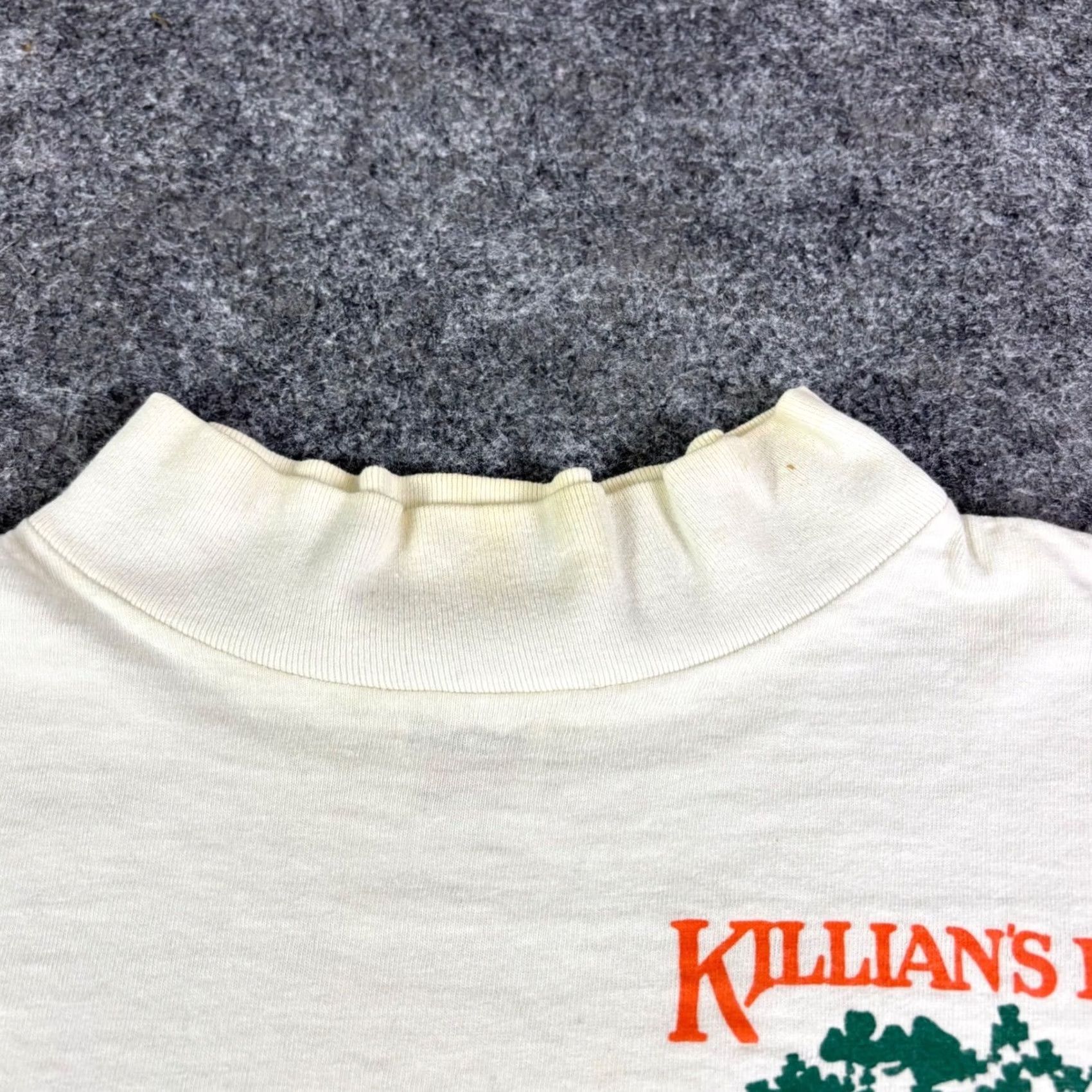 Vintage VINTAGE Killians Red St Pattys 10 Miler Long Sleeve Mock Neck Shirt Medium Men White 1990s Graphic Tee Sportswear Size US M / EU 48-50 / 2 - 6 Thumbnail