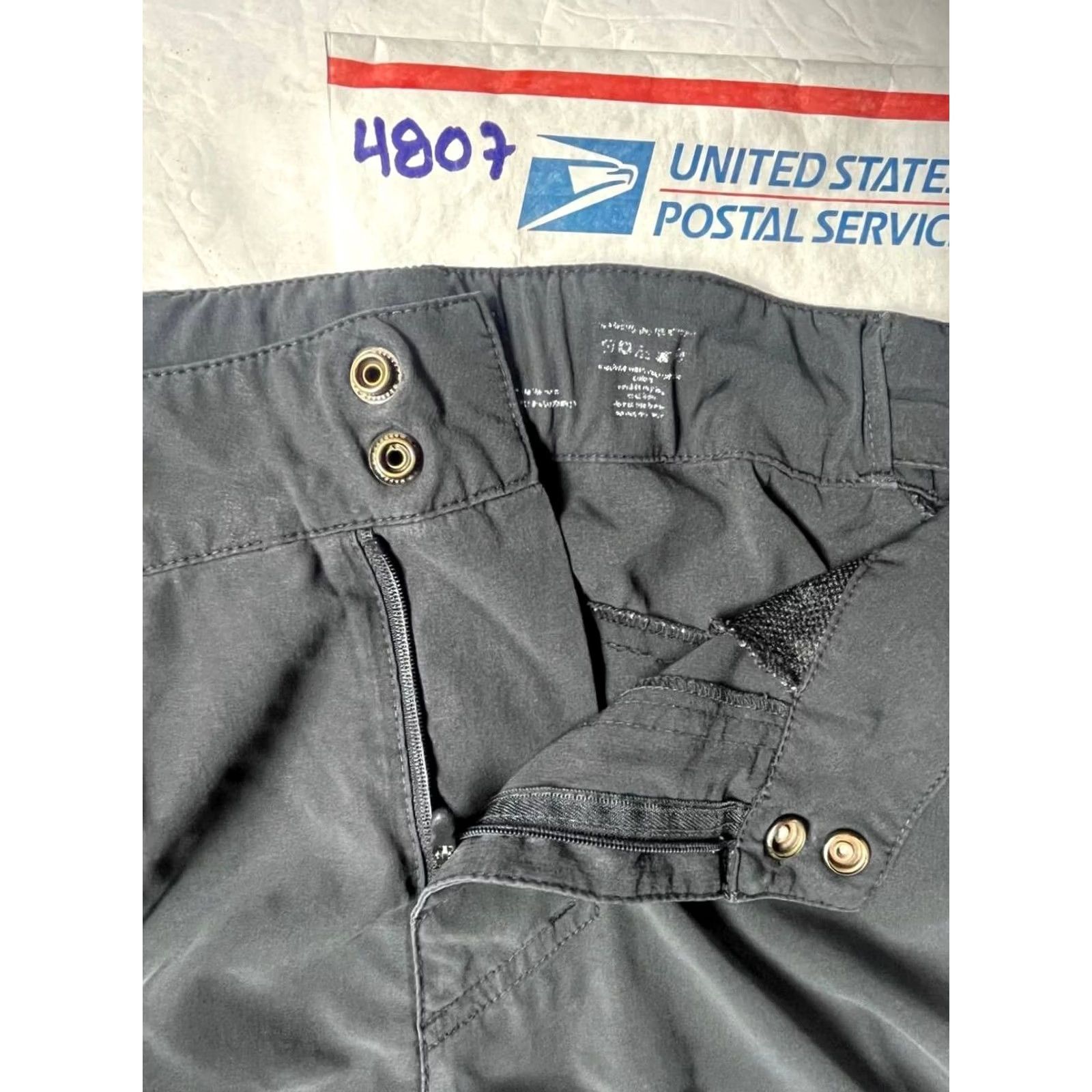 Fox Racing Fox Cycling Shorts Mens 36 Black Bermuda Outdoor Stretch Flat Front Zip Pocket Casual Men Size US 36 / EU 52 - 7 Thumbnail