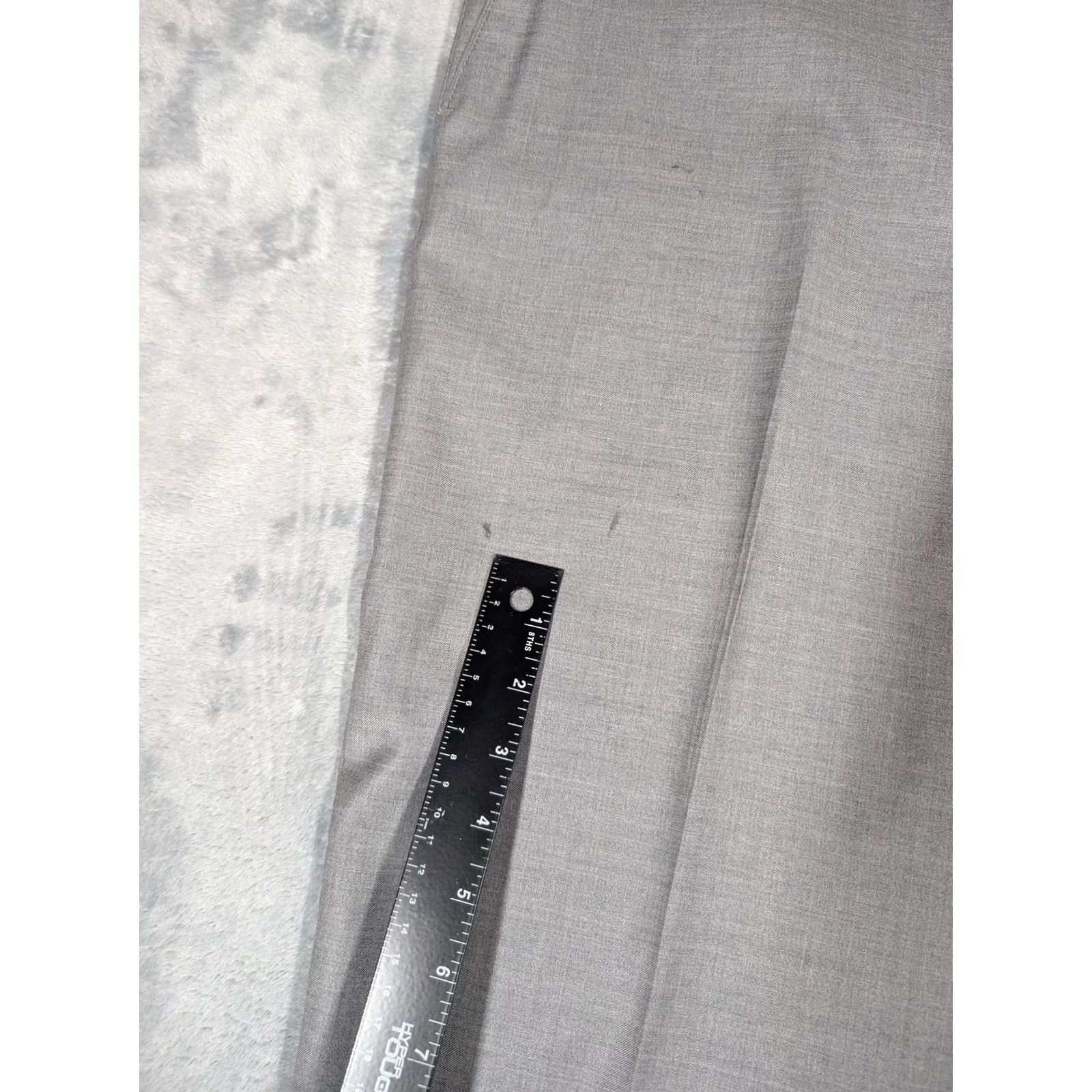 Cremieux Cremieux Pants Mens 38x32 Gray Wool Flat Front Straight Leg Dress Pants Mens Regular 32 Inseam Size US 38 / EU 54 - 5 Thumbnail
