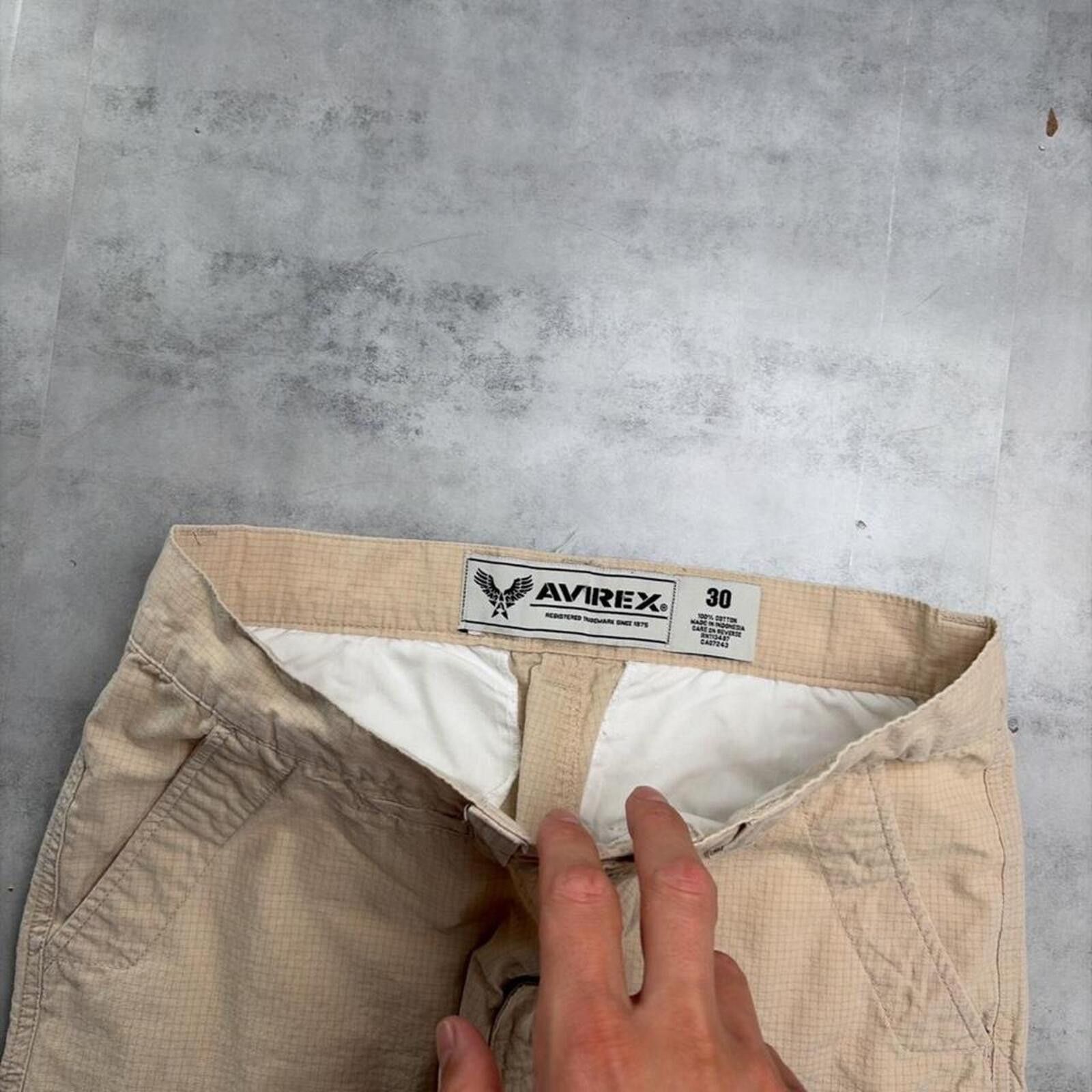 Avirex Y2K Beige Avirex Grunge Baggy Skater Cargo Shorts Size US 30 / EU 46 - 5 Thumbnail