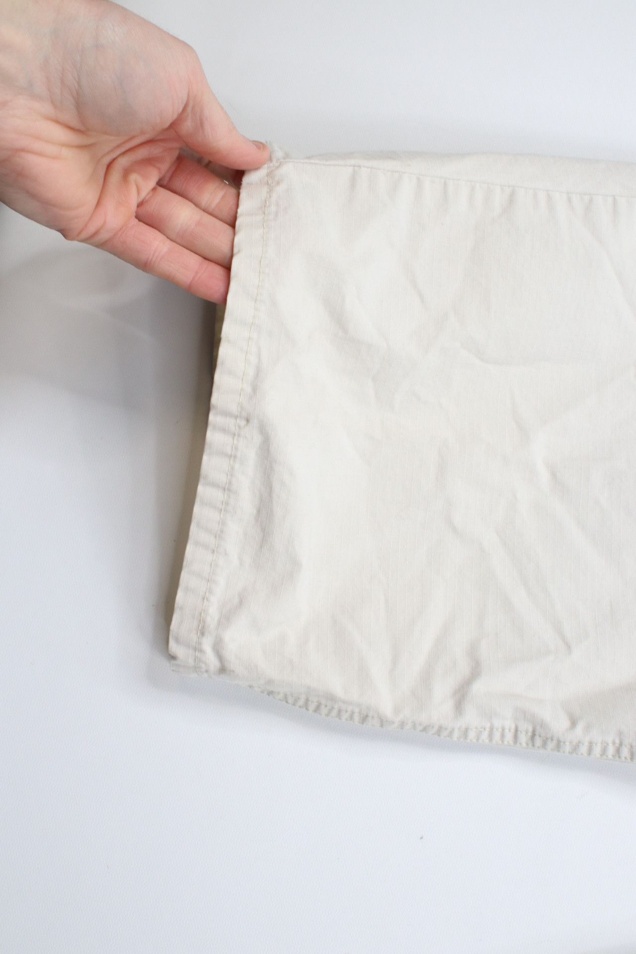 Levi's × Vintage Vintage 90s Levis Silvertab Wide Leg Cargo Pants Beige Size 40 - 5 Thumbnail