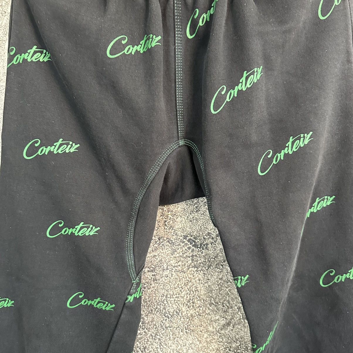 Corteiz Vintage Corteiz Monogram Sweatpants Size US 30 / EU 46 - 5 Thumbnail