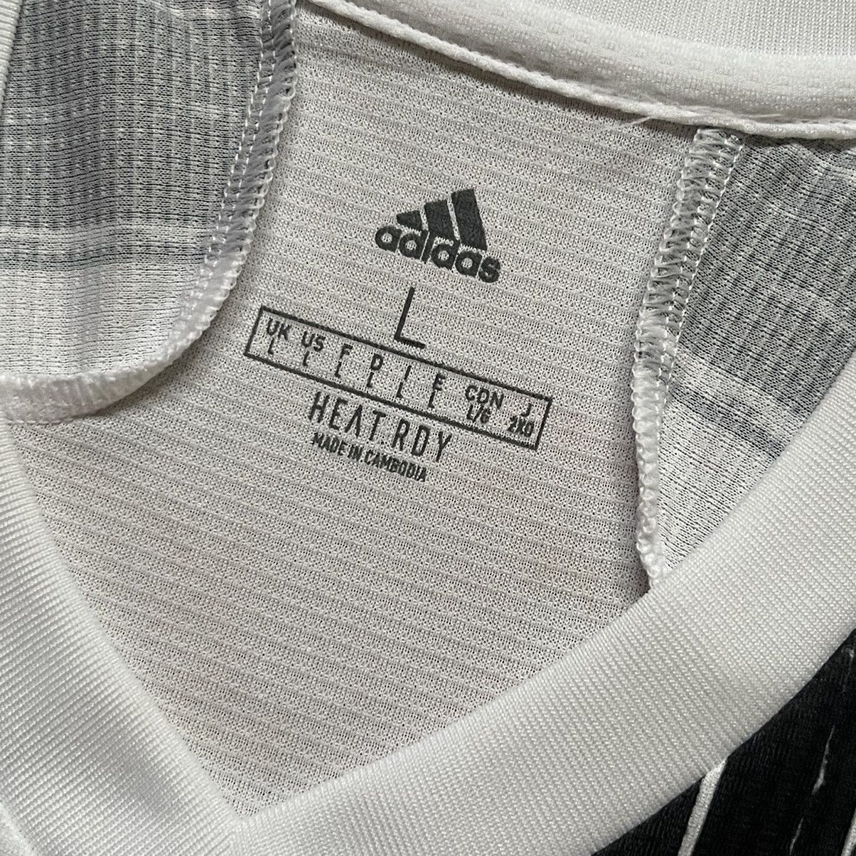 Adidas JUVENTUS ADIDAS 2020/2021 FOOTBALL HOME JERSEY #22 CHIESA Size US L / EU 52-54 / 3 - 6 Thumbnail