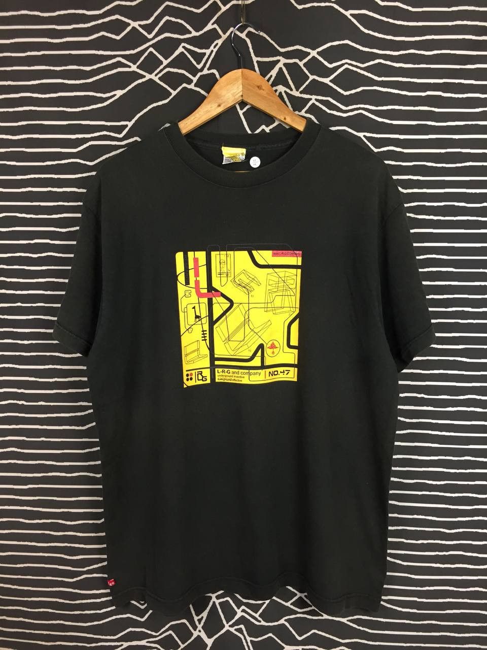 LRG Vtg 90s OG LRG Lifted Research Group Technical Schematic Tee Size US L / EU 52-54 / 3 - 1 Thumbnail