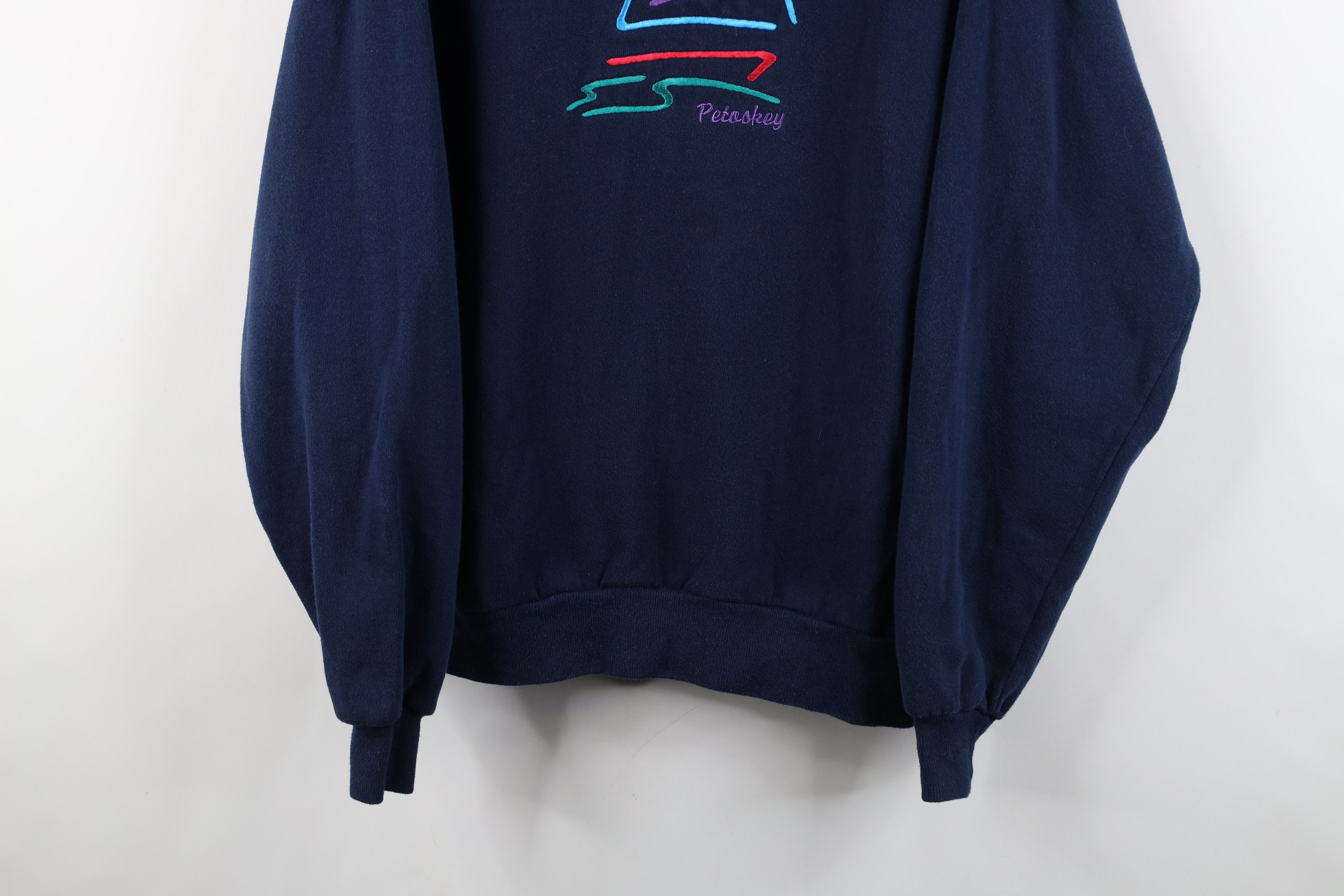 Vintage Vintage 90s Streetwear Petoskey Sailing Sweatshirt USA Size L / US 10 / IT 46 - 3 Thumbnail