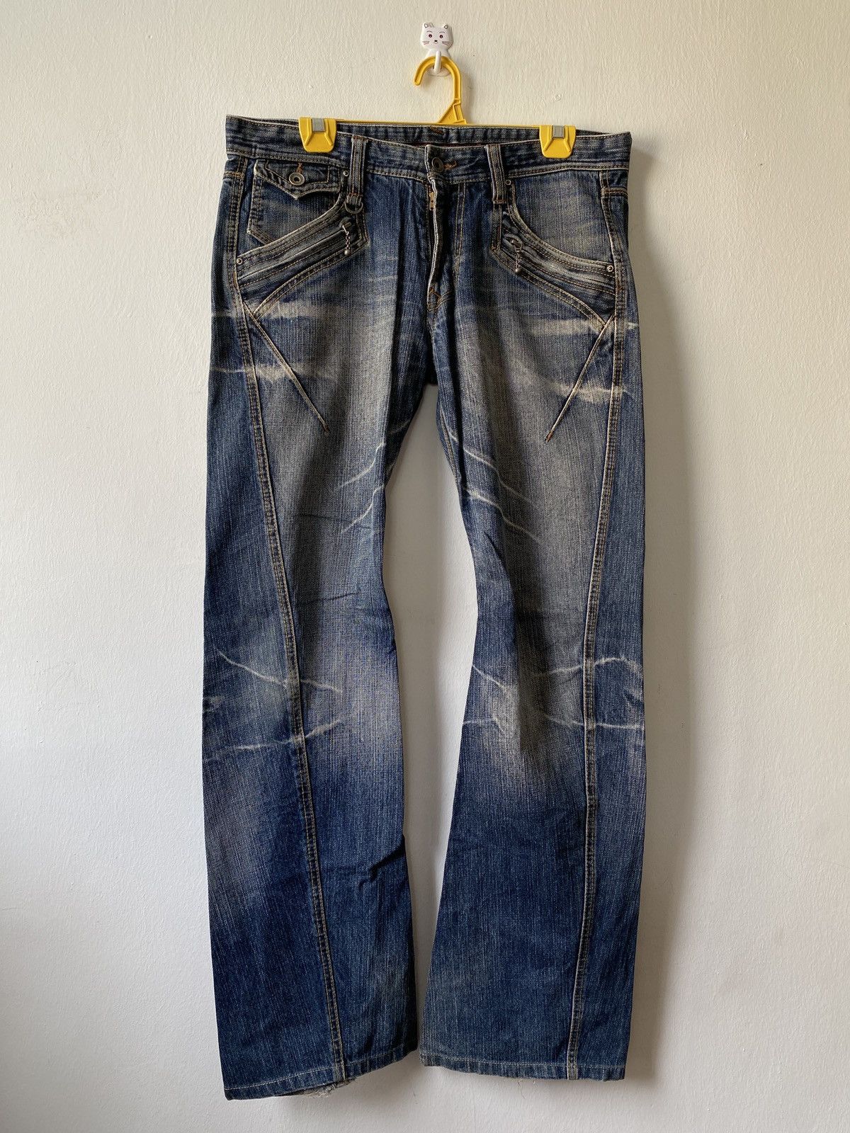 Image of Seditionaries Nicole Club For Men Flare Denim in Blue (Size 33)