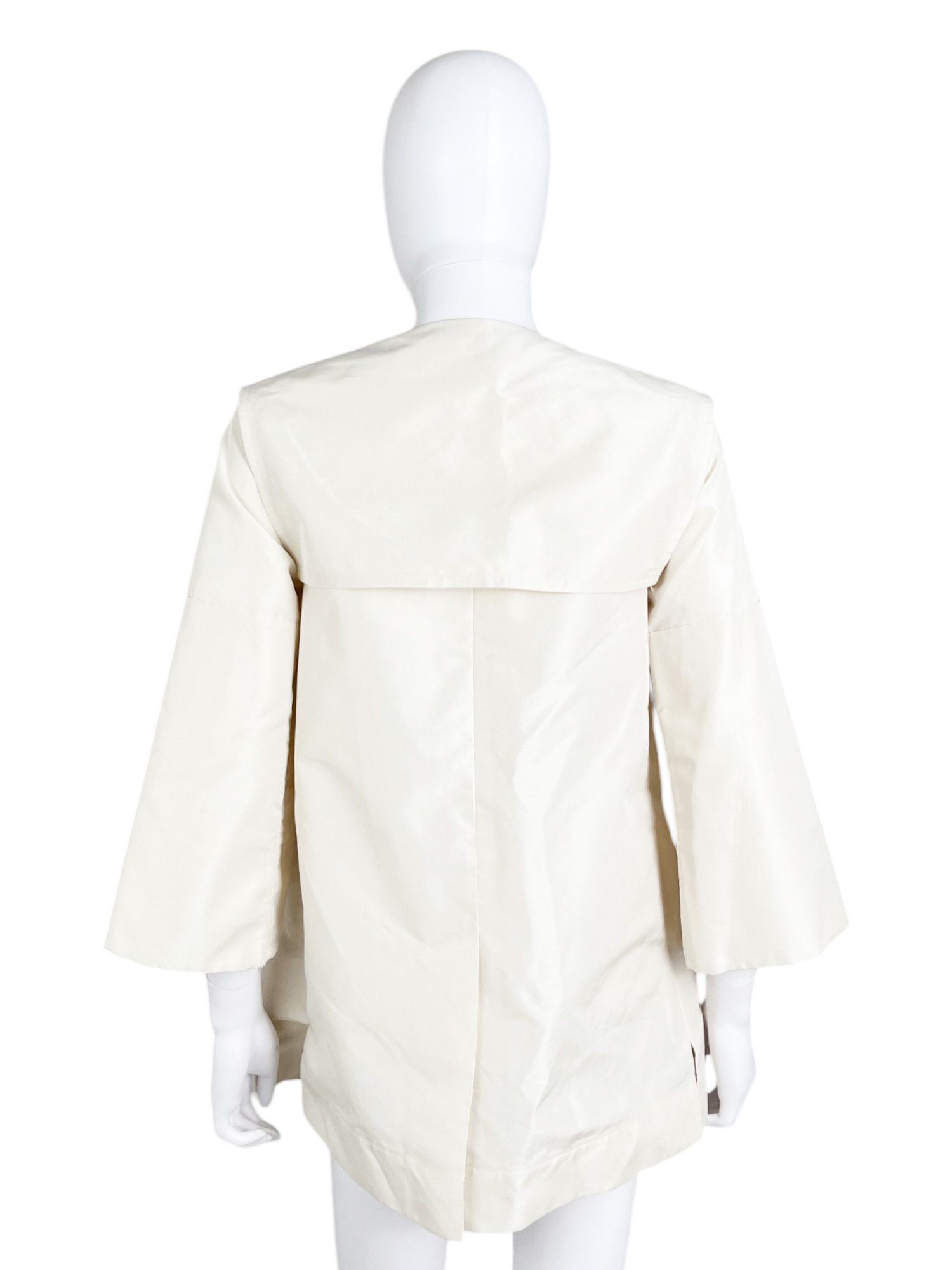 Balenciaga by Nicolas Ghesquière S/S 2009 Asymmetric White Kimono Size M / US 6-8 / IT 42-44 - 3 Thumbnail