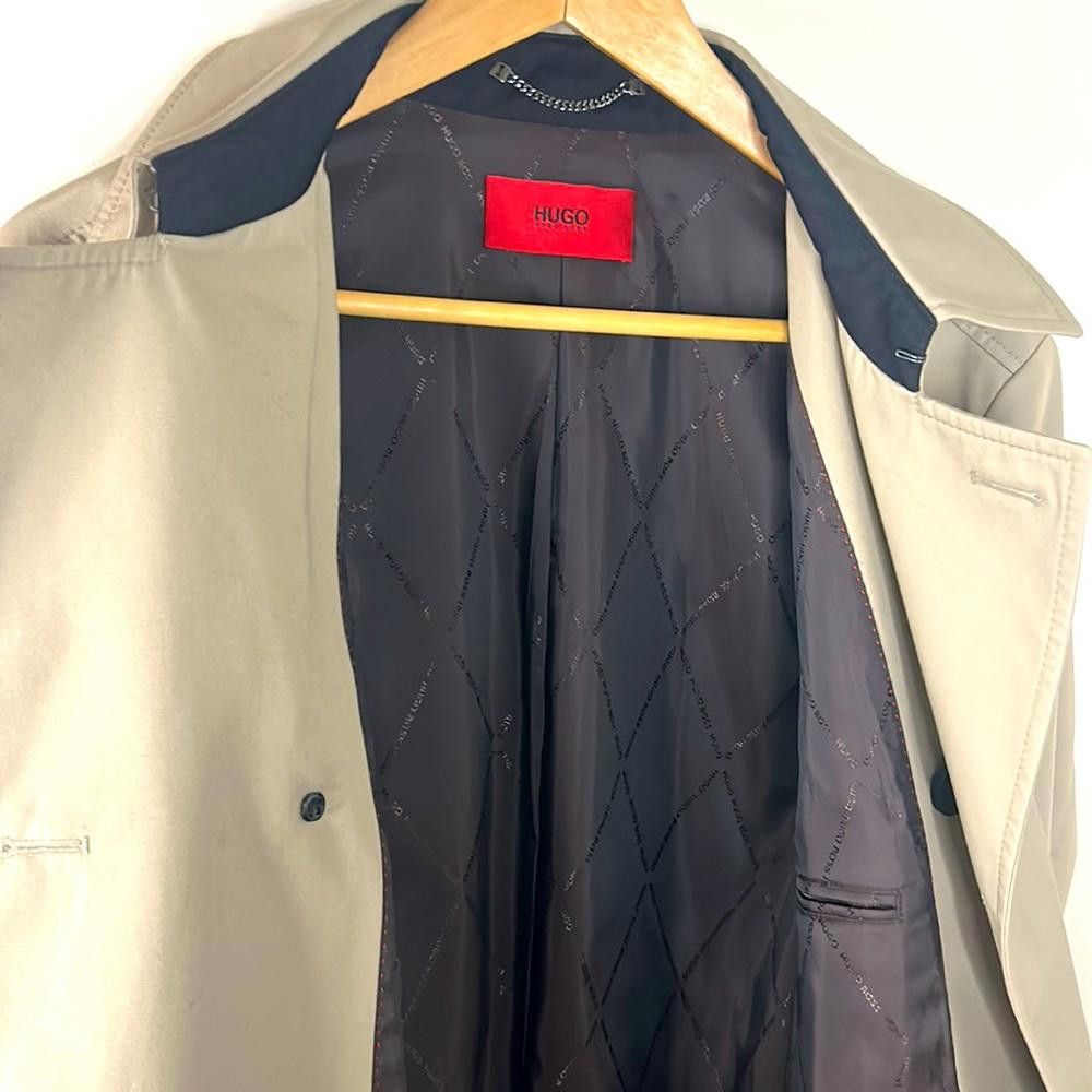 Hugo HUGO - Modern Belted Trench - 38R - khaki color Size US M / EU 48-50 / 2 - 9 Thumbnail