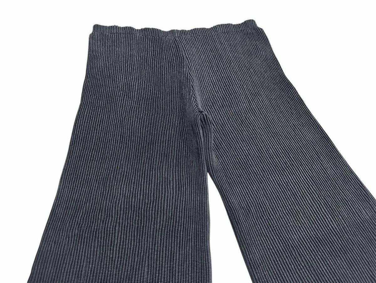 Japanese Brand 🔥Japanese Specchio Pleats Flared Pants Issey Miyake Style Size US 32 / EU 48 - 2 Thumbnail