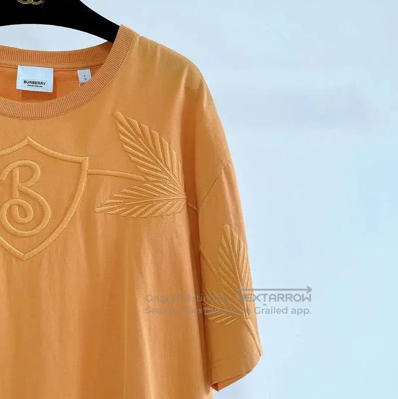 Burberry Burberry Summer Yellow Cotton T-Shirt for Women. Size L / US 10 / IT 46 - 2 Thumbnail