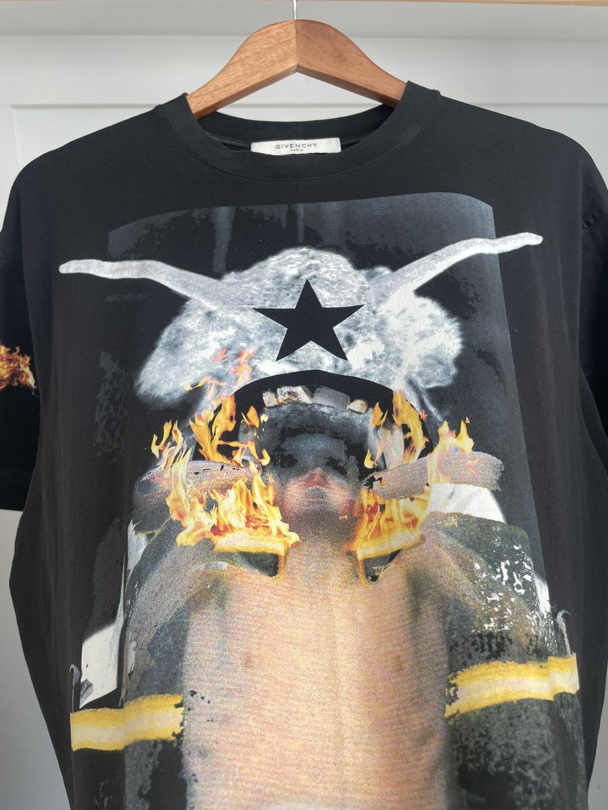 Givenchy Givenchy Voodoo T Shirt Size US S / EU 44-46 / 1 - 2 Thumbnail