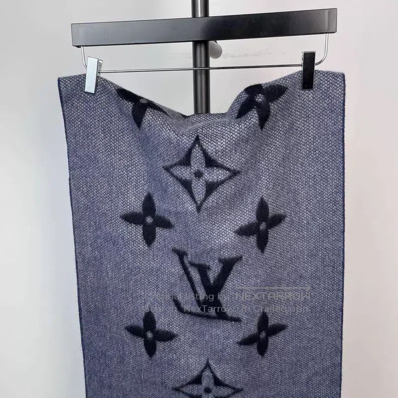 Louis Vuitton Louis Vuitton Blue and black printed cashmere double tasse Size ONE SIZE - 4 Thumbnail