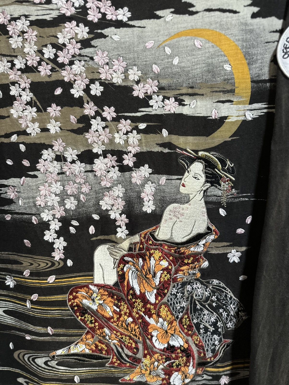 Japanese Brand Vintage Sukajan Japan Embroidery Long Sleeve Tee Size US L / EU 52-54 / 3 - 8 Thumbnail