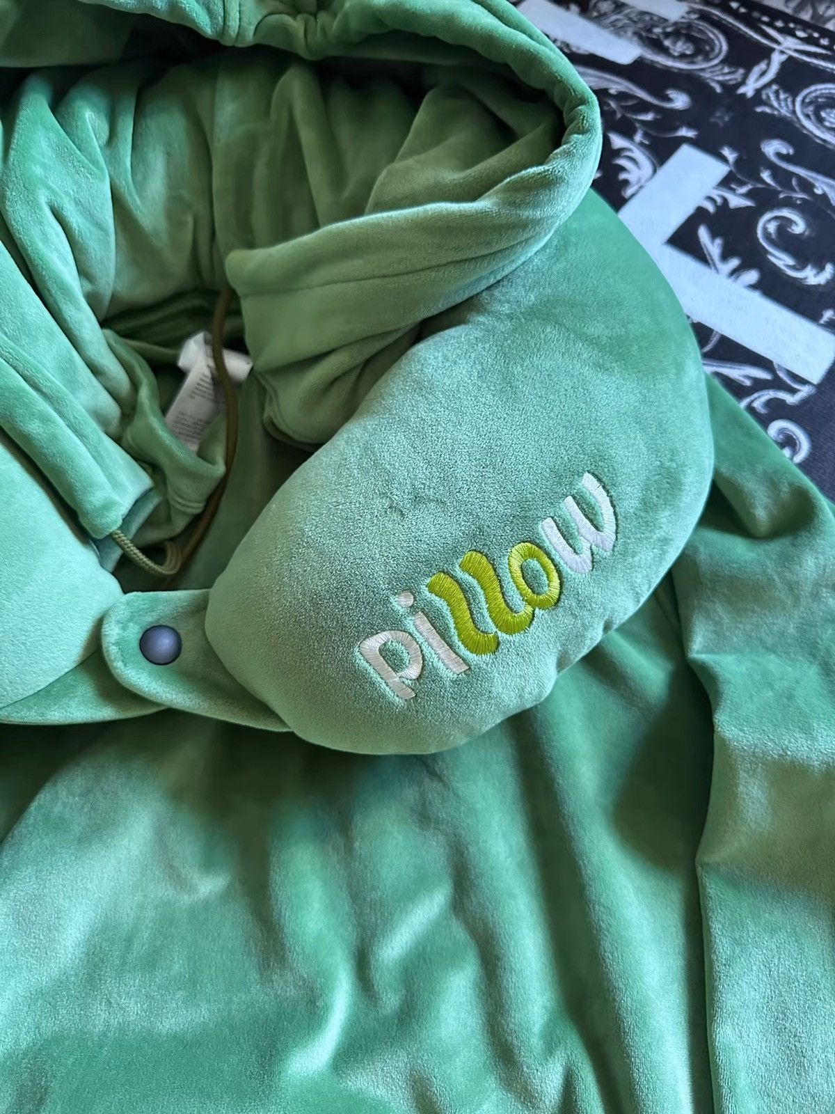 Doublet Doublet Velvet Travel Pillow Hoodie 1/84 Size US M / EU 48-50 / 2 - 3 Thumbnail