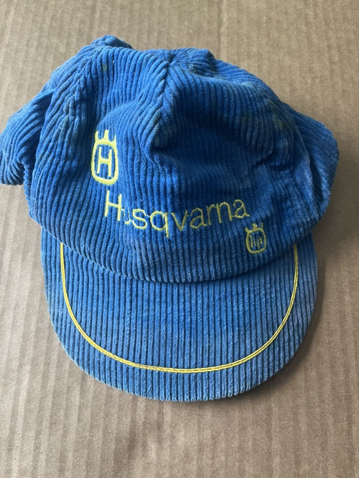 Vintage Vintage Husqvarna Corduroy Hat Size ONE SIZE - 1 Thumbnail