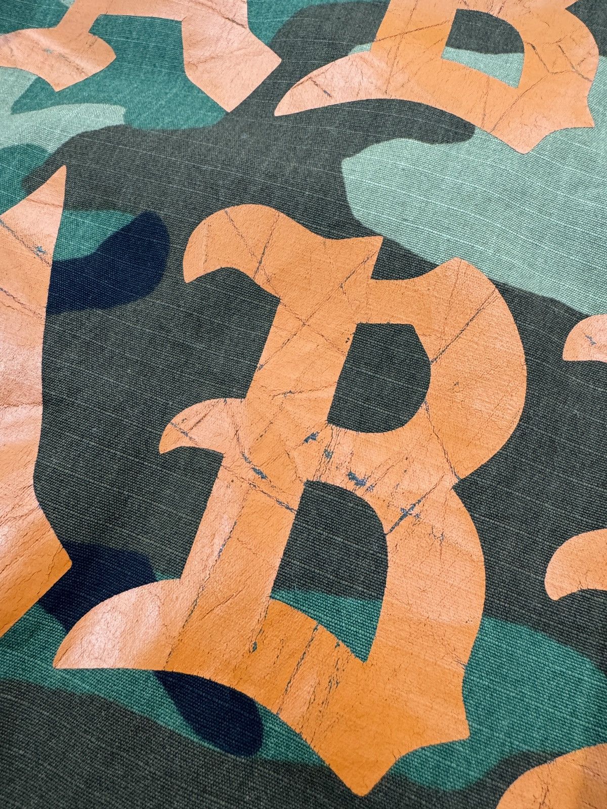 Kanye West × Rap Tees Kanye West Saints Pablo Camo Jacket Travis Ye Supreme rare Size US M / EU 48-50 / 2 - 7 Thumbnail