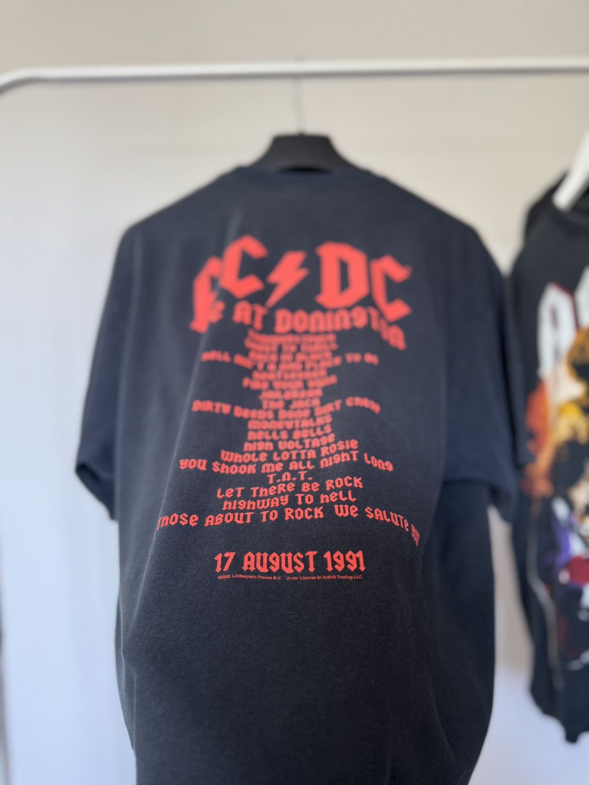 AC/DC Vintage 2002 ACDC Donington Tour 1991 T Shirt Tee Size US L / EU 52-54 / 3 - 5 Thumbnail