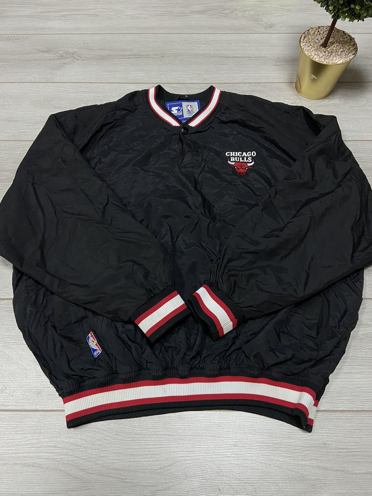 NBA Chicago Bulls KOREA vintage nylon big logo sweatshirt jacket Size US XXL / EU 58 / 5 - 3 Thumbnail