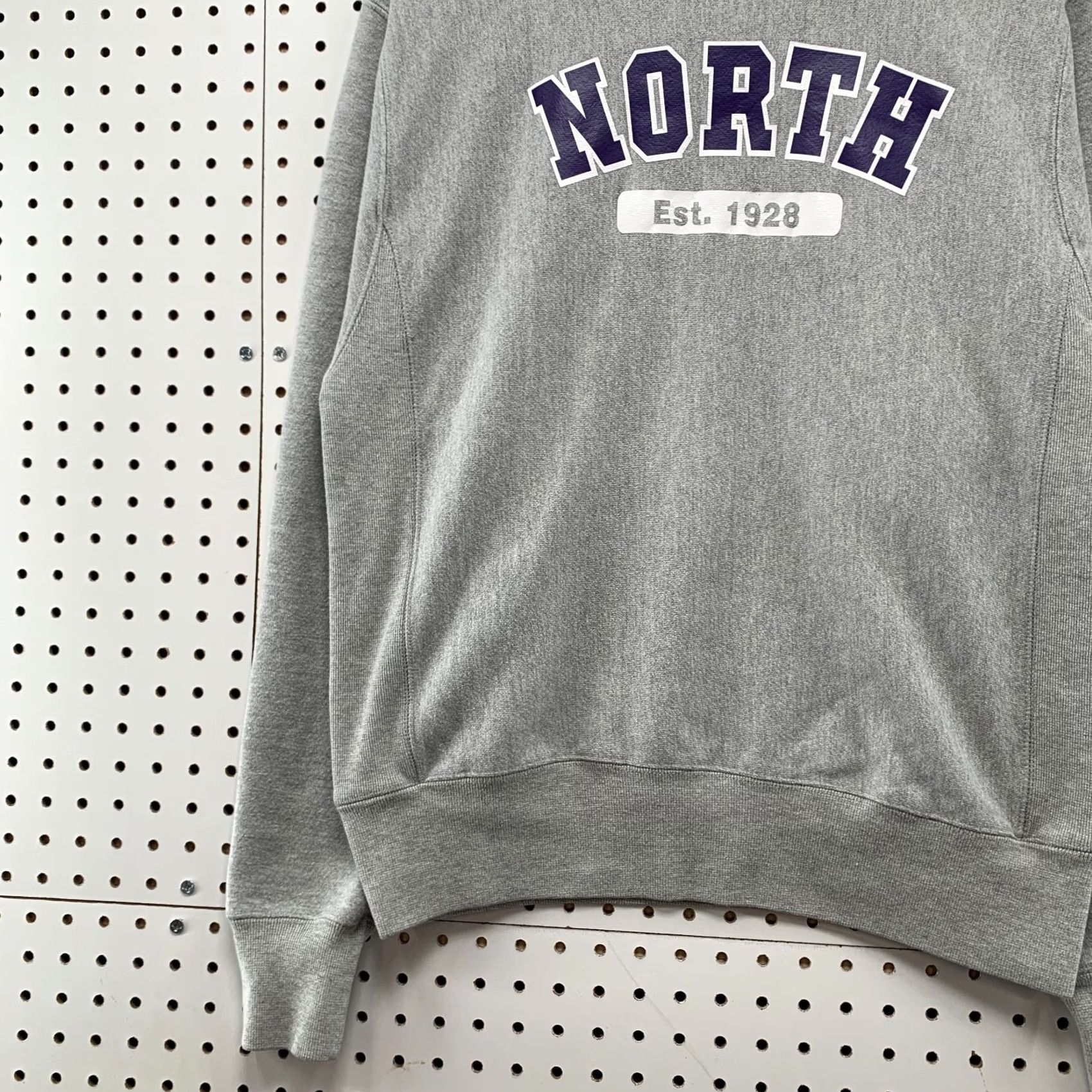 Champion Champion Reverse Weave Sweatshirt Mens S North Gray Purple Crew Neck Long Sleeve Pullover 21x26 Comfort Winter Fall Size US S / EU 44-46 / 1 - 5 Thumbnail