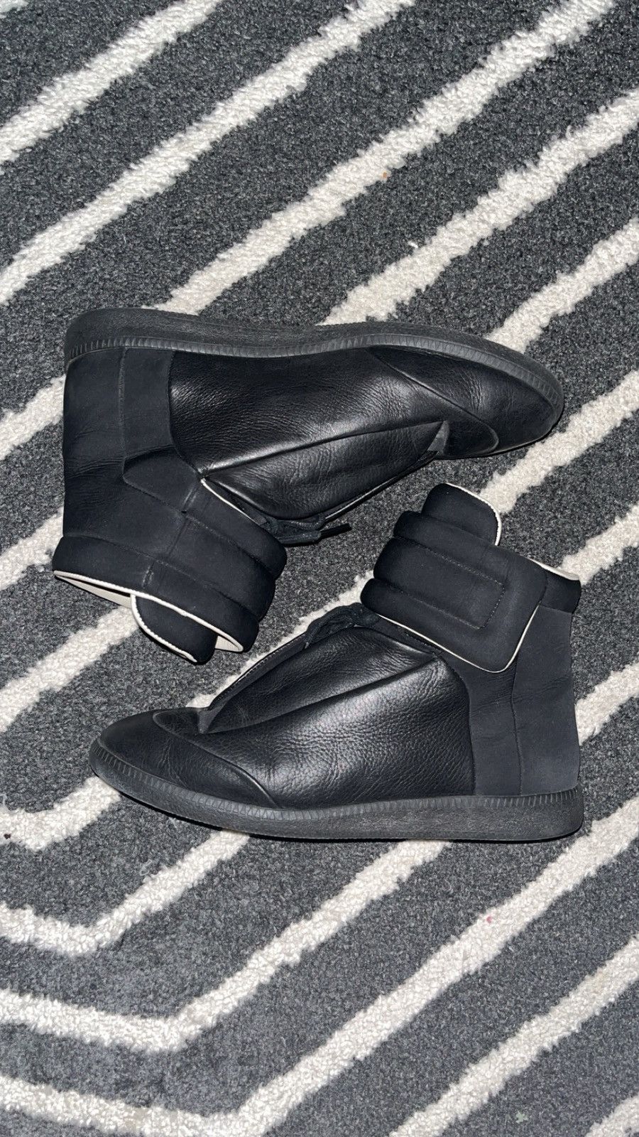 Maison Margiela Maison Margiela Future 8 41 High Top Sneakers Black Size US 8 / EU 41 - 6 Thumbnail