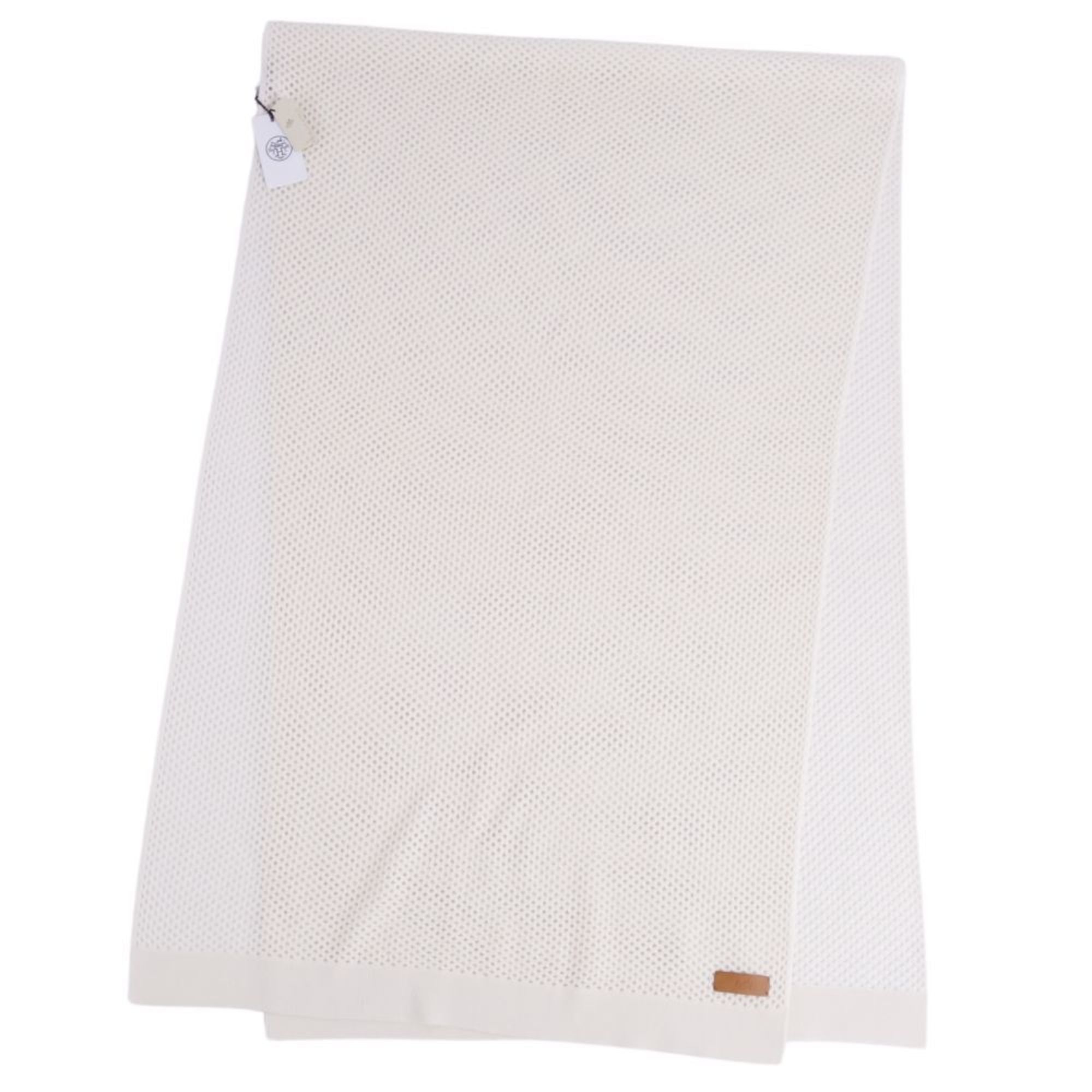 image of Hermes Muffler 23Ss Maille Fillet Stole 100% Cashmere Lamb Leather Ladies Yvoir (White), Women's
